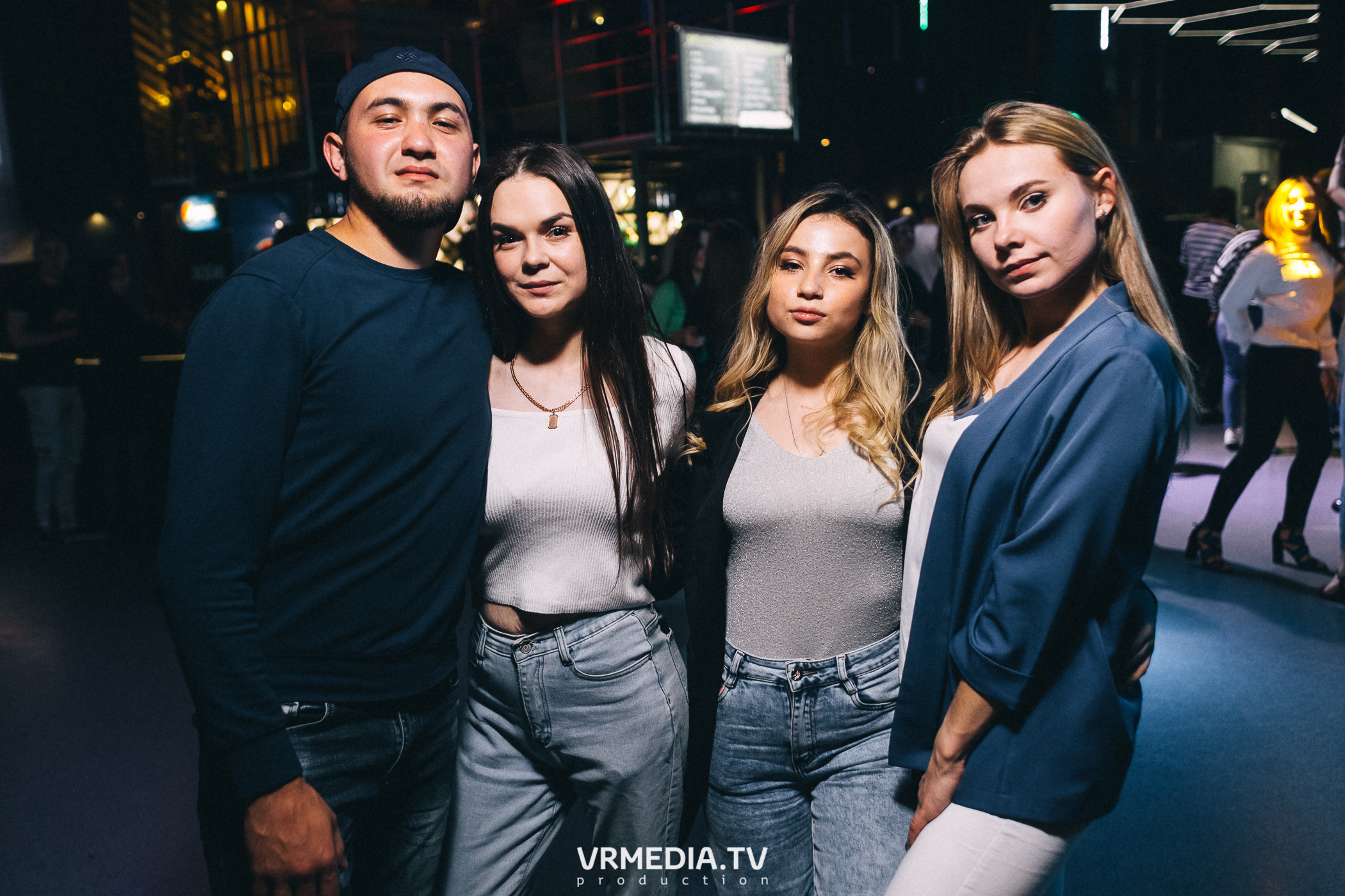 Выходные в баре «DOSKI»