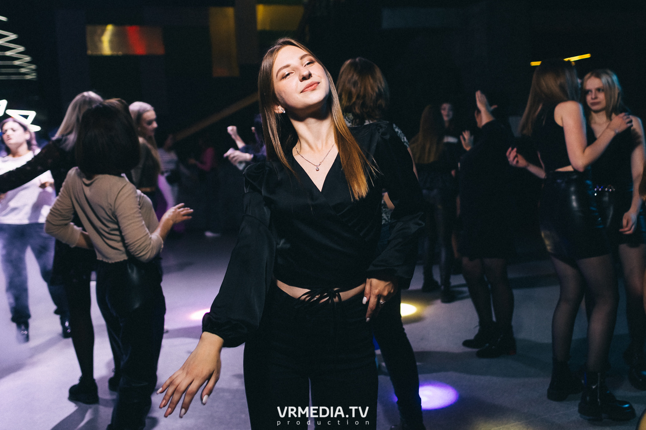 Выходные в баре «DOSKI»