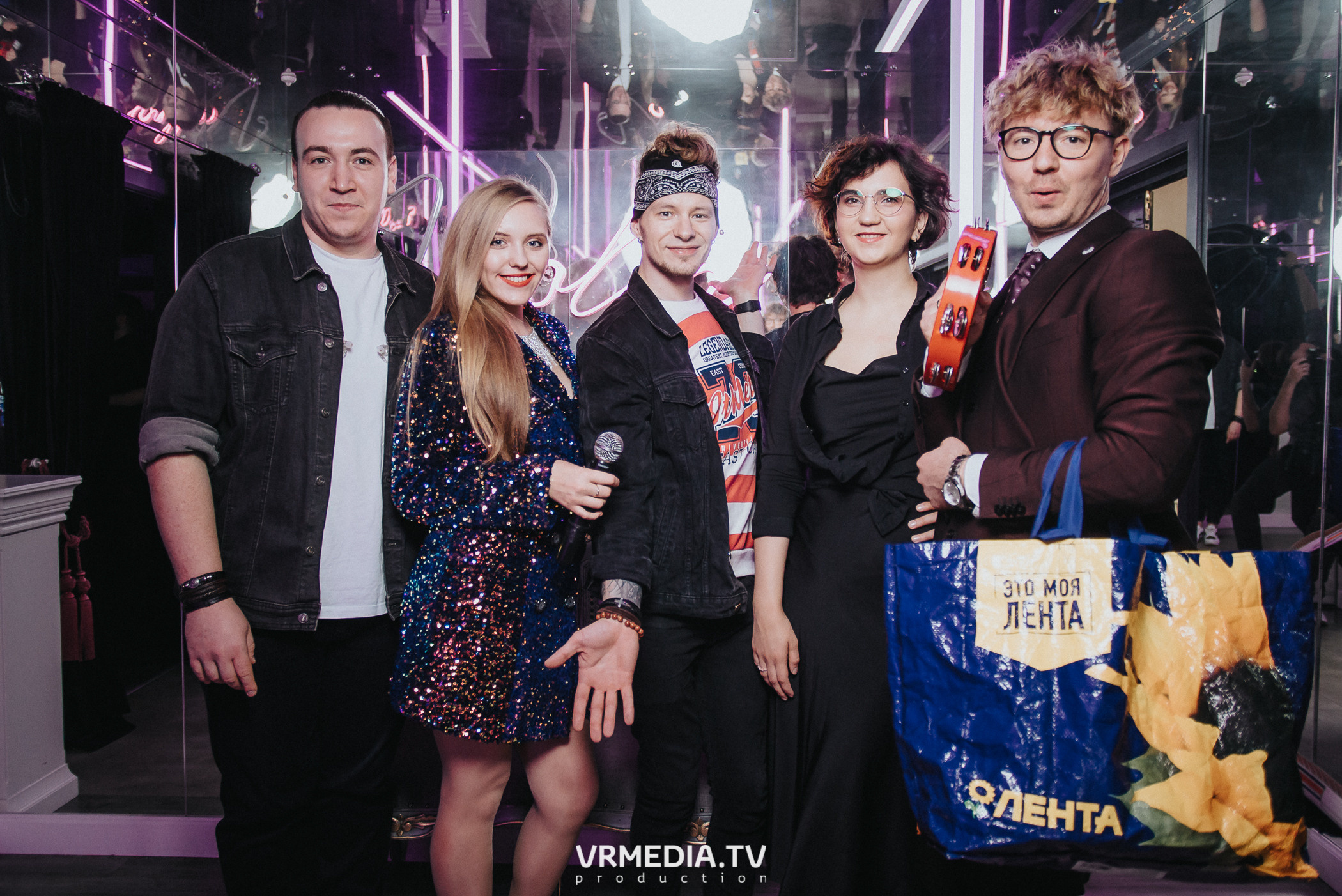 Выходные в караоке-баре «Volna»