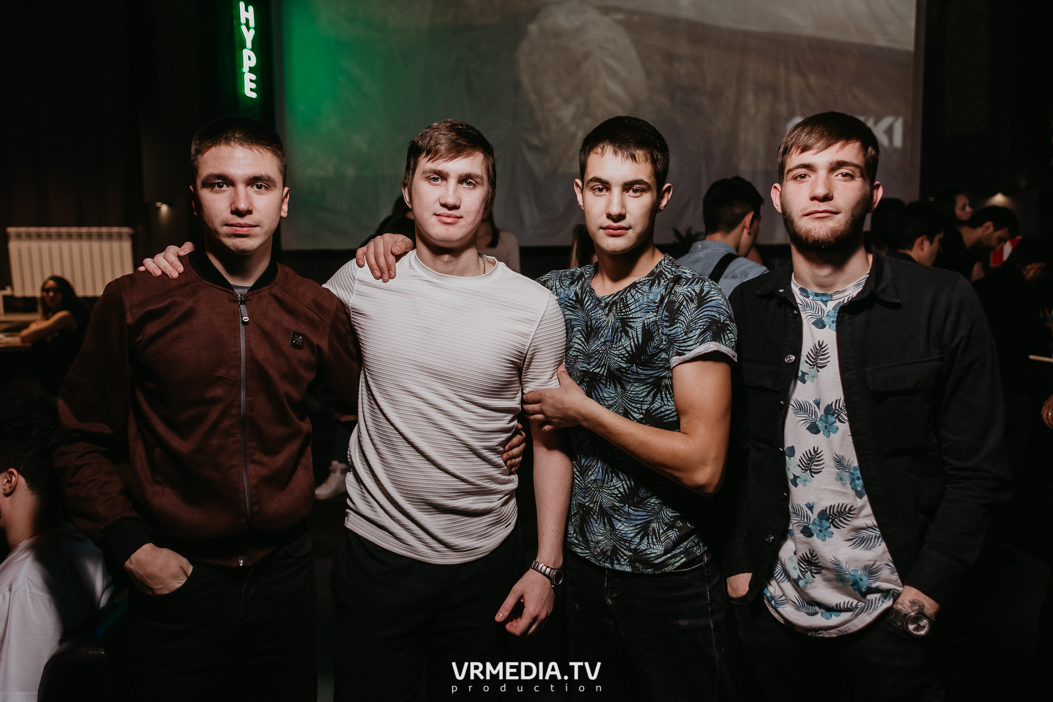 Выходные в баре «DOSKI»