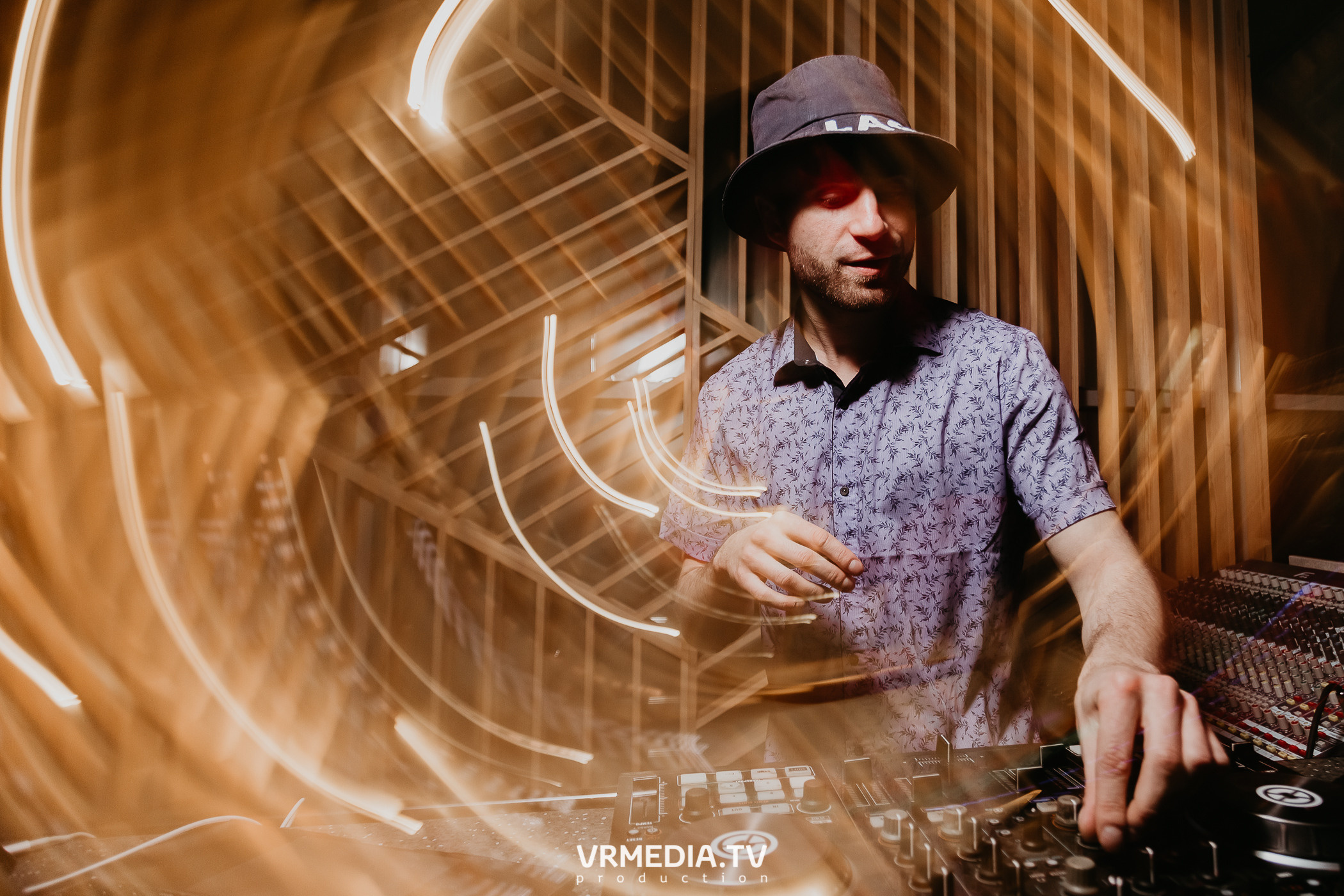 Выходные в баре «DOSKI»