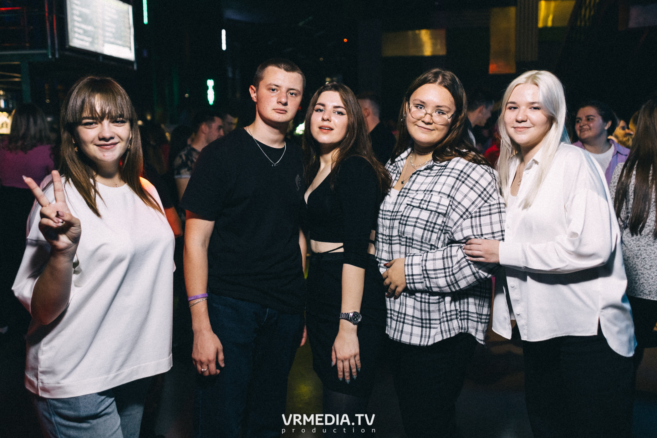 Выходные в баре «DOSKI»