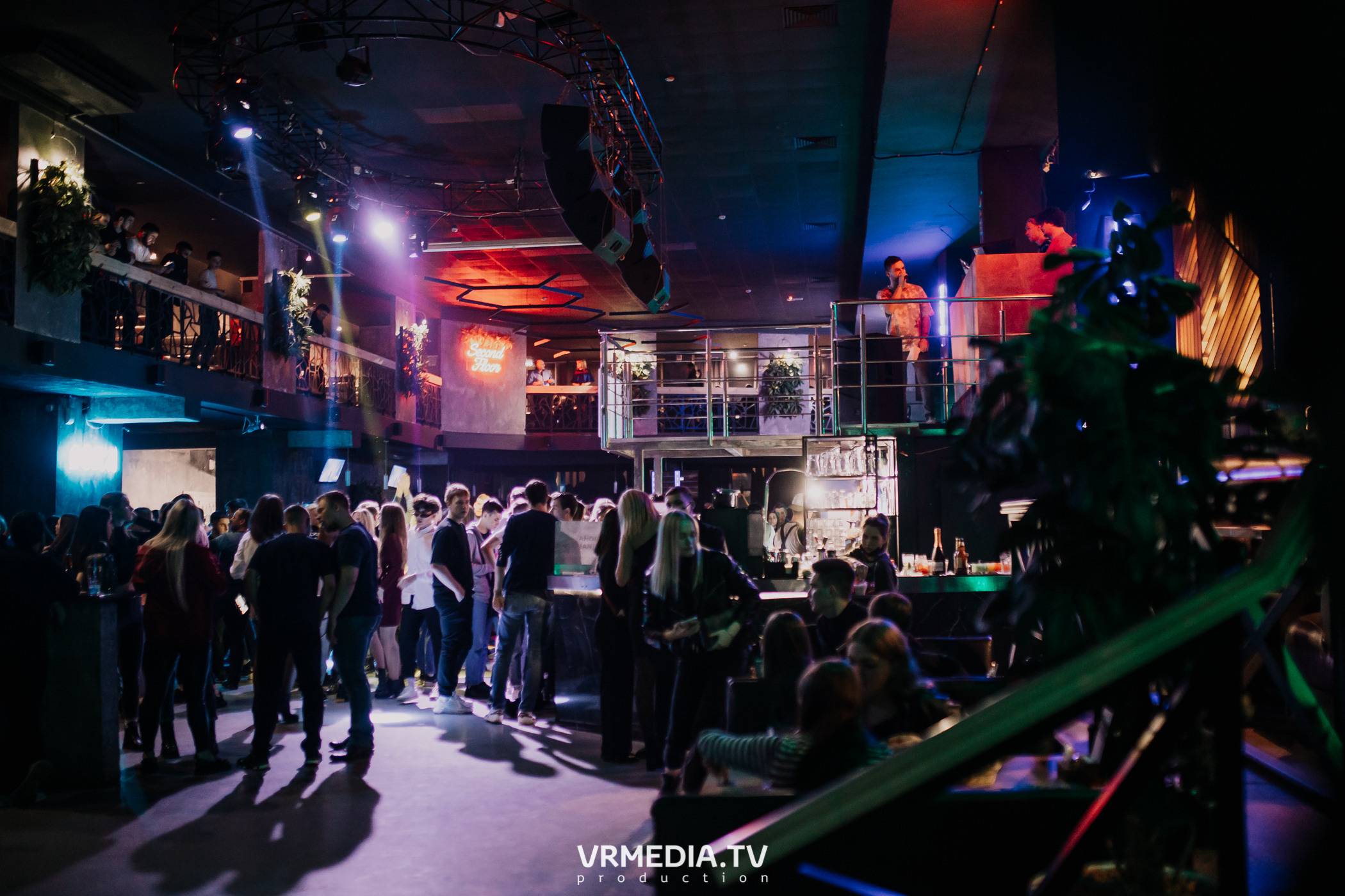 Выходные в баре «DOSKI»