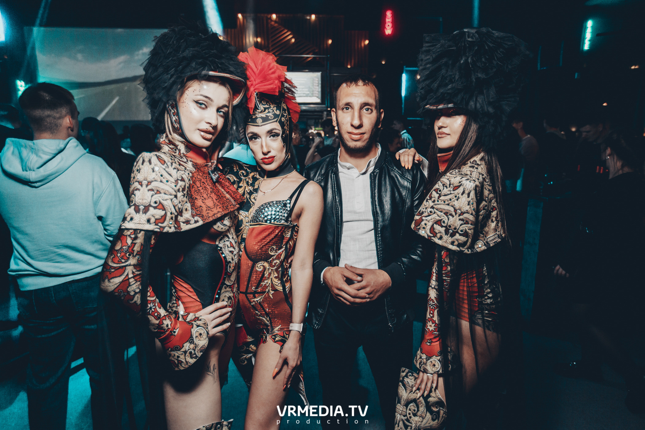 Выходные в баре «DOSKI»