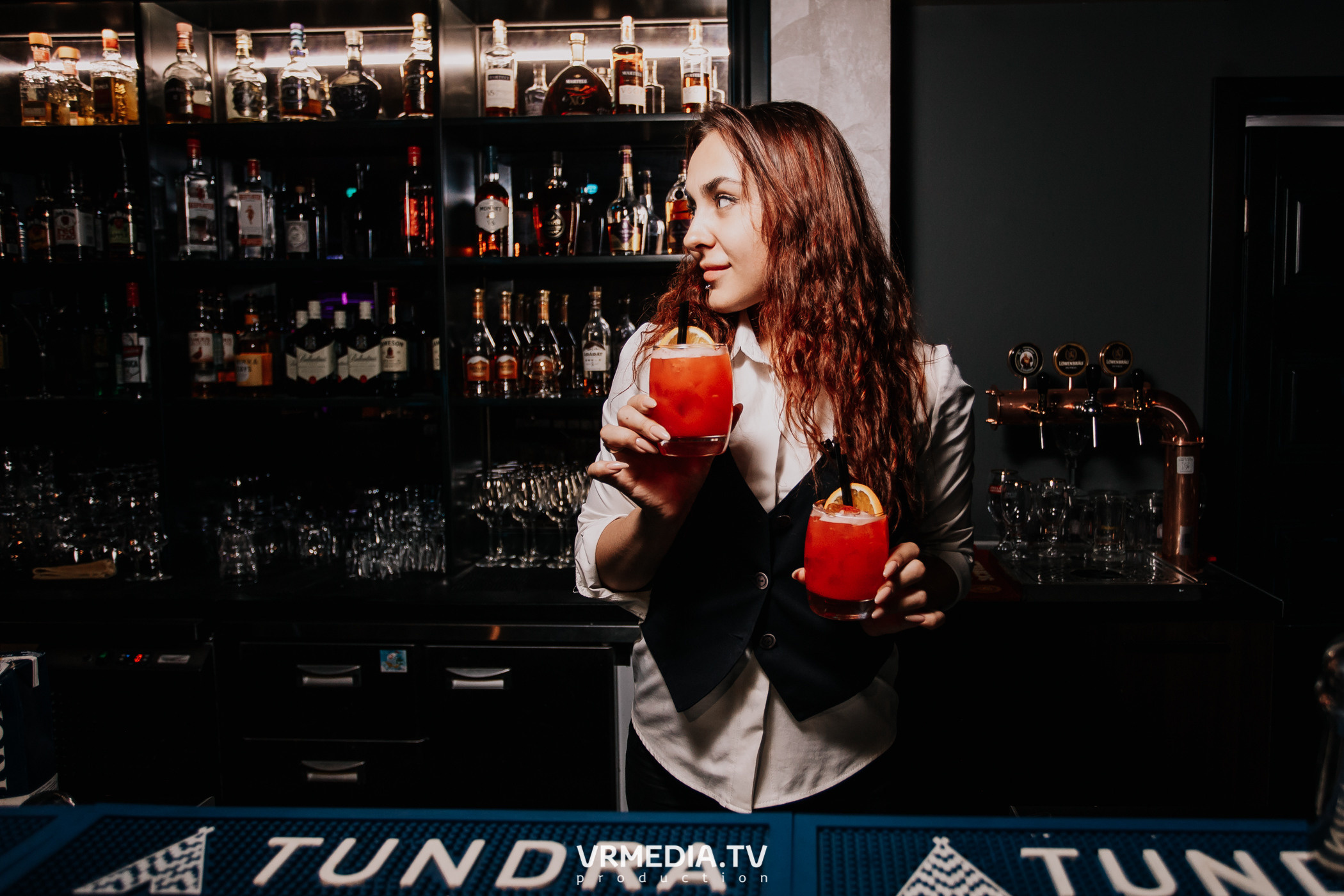 Выходные в караоке-баре «Volna»