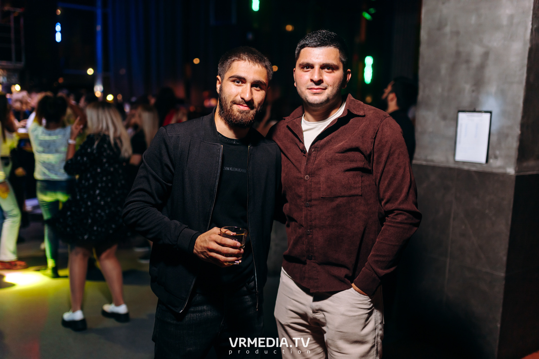 Выходные в баре «DOSKI»