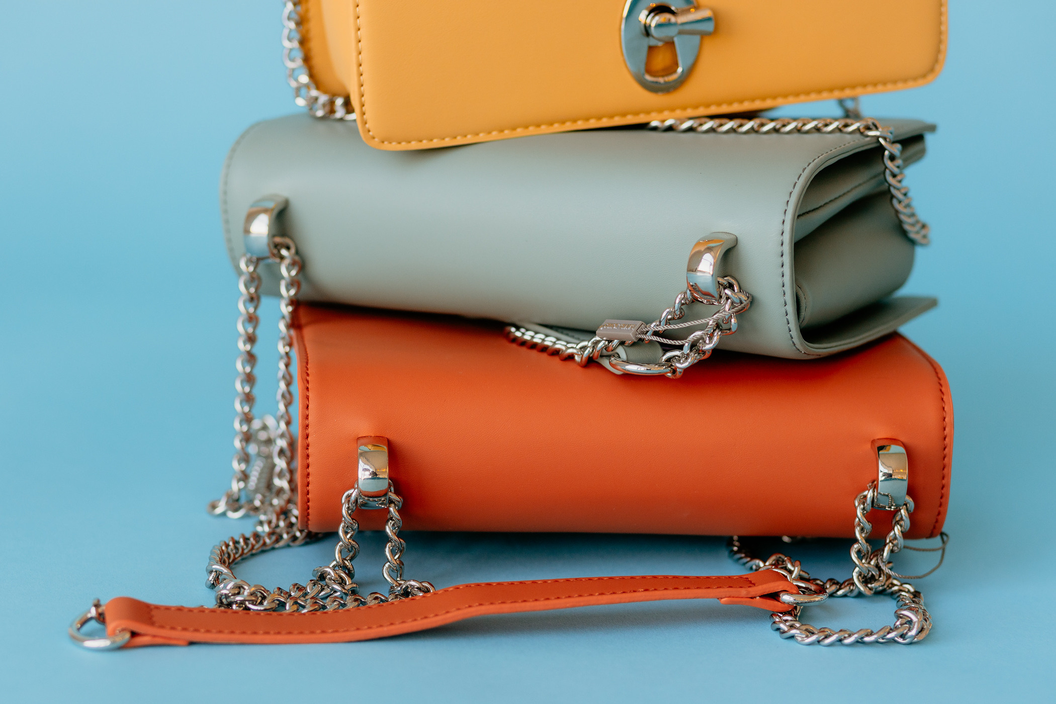 Бутик сумок и чемоданов «Королевство Сумок»