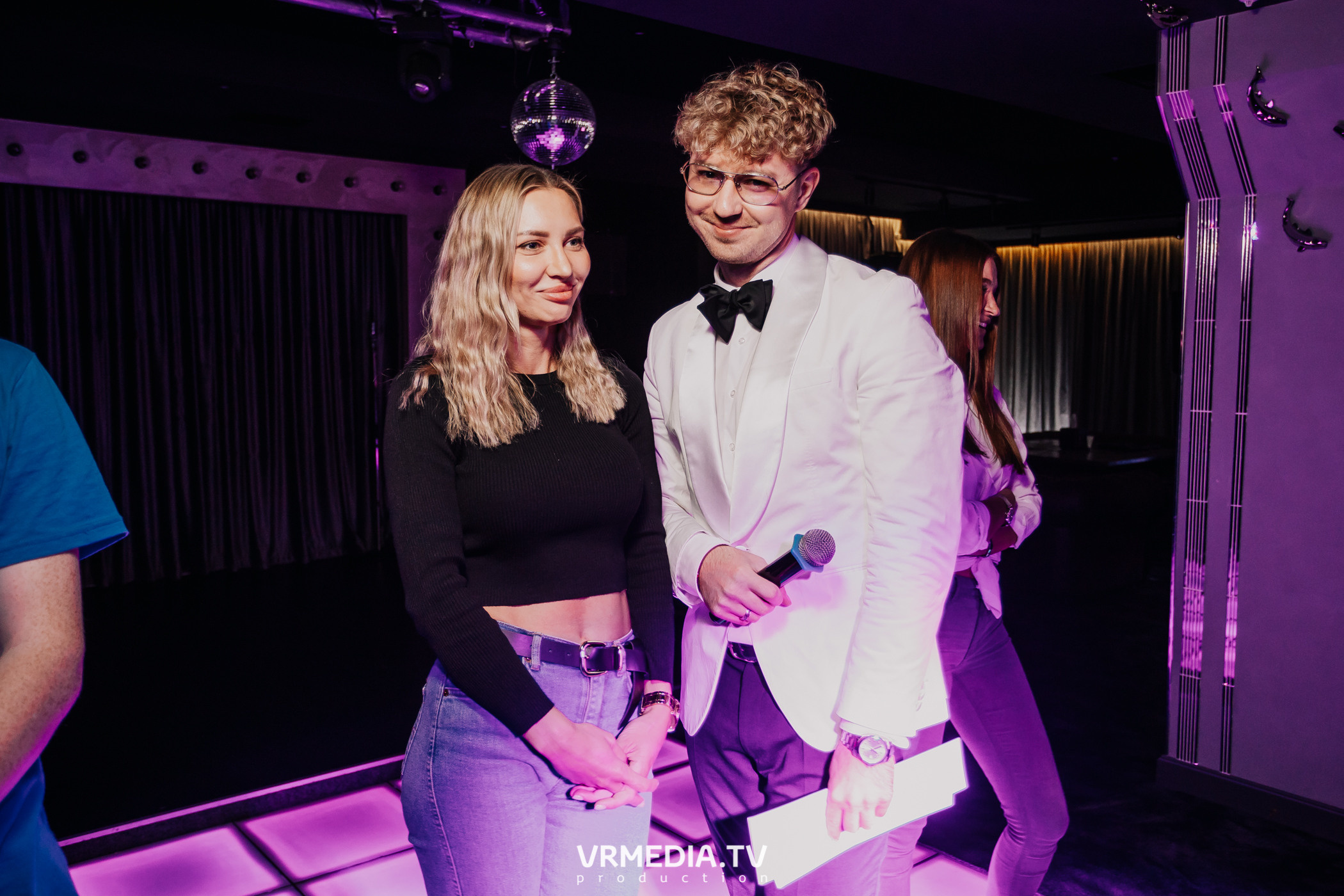 Выходные в караоке-баре «Volna»