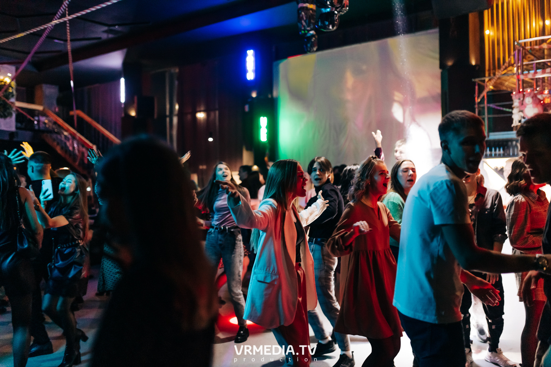 Страшная пятница в баре «DOSKI»