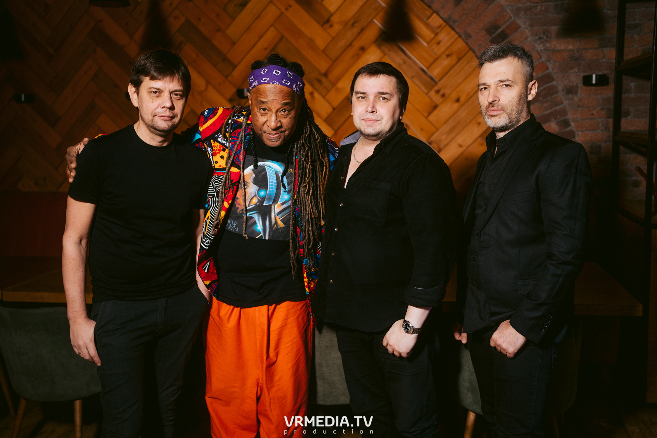 Джазовая среда. Грегг Кофи Браун (Лондон)