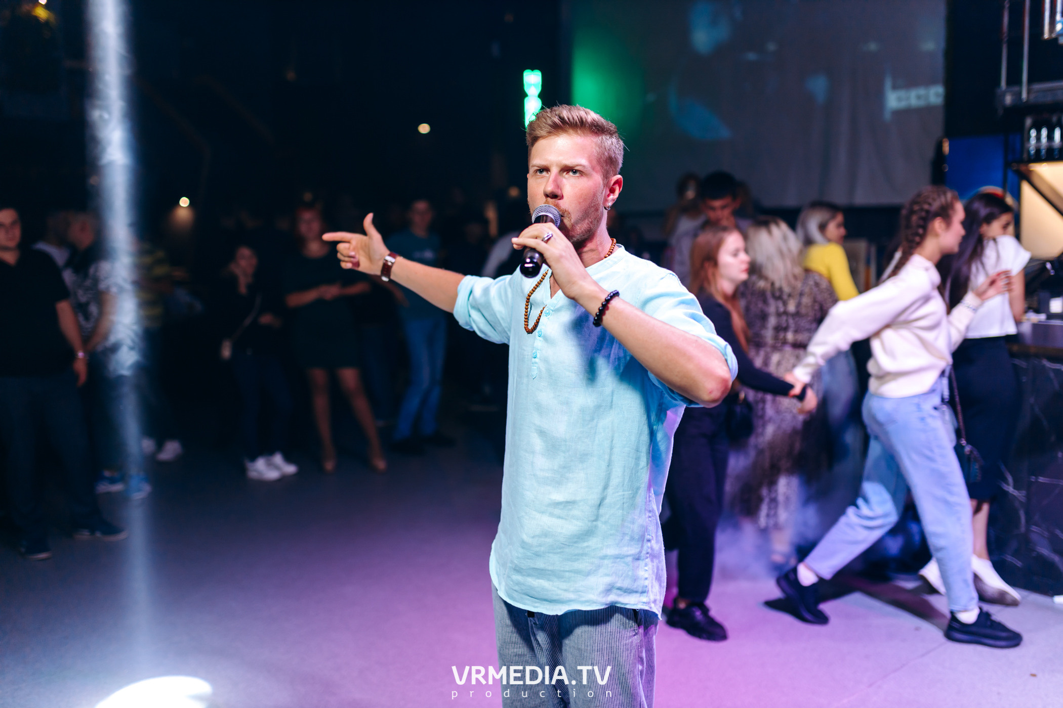 Выходные в баре «DOSKI»