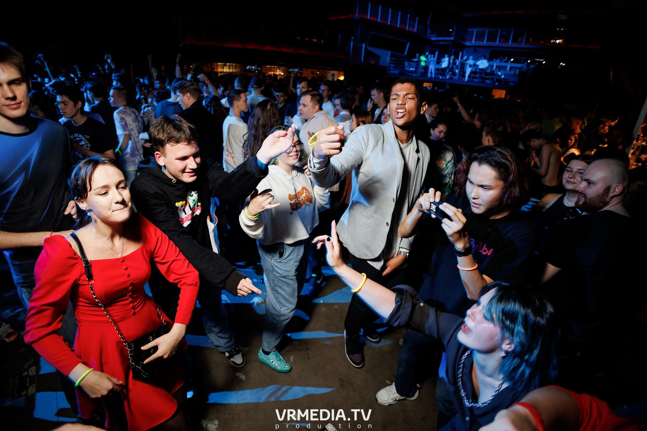 Malina Party. Внеземная любовь