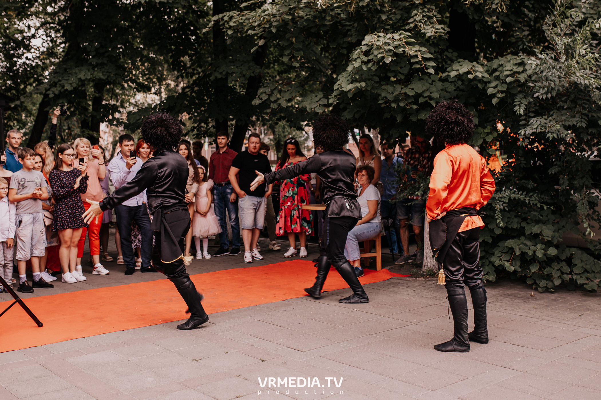 День рождения ресторана «Батоно Хинкали»