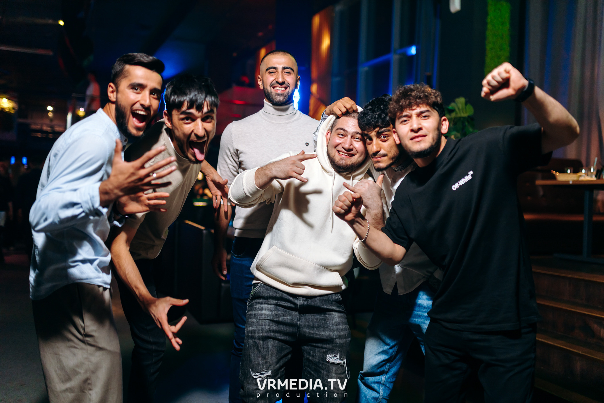 Выходные в баре «DOSKI»