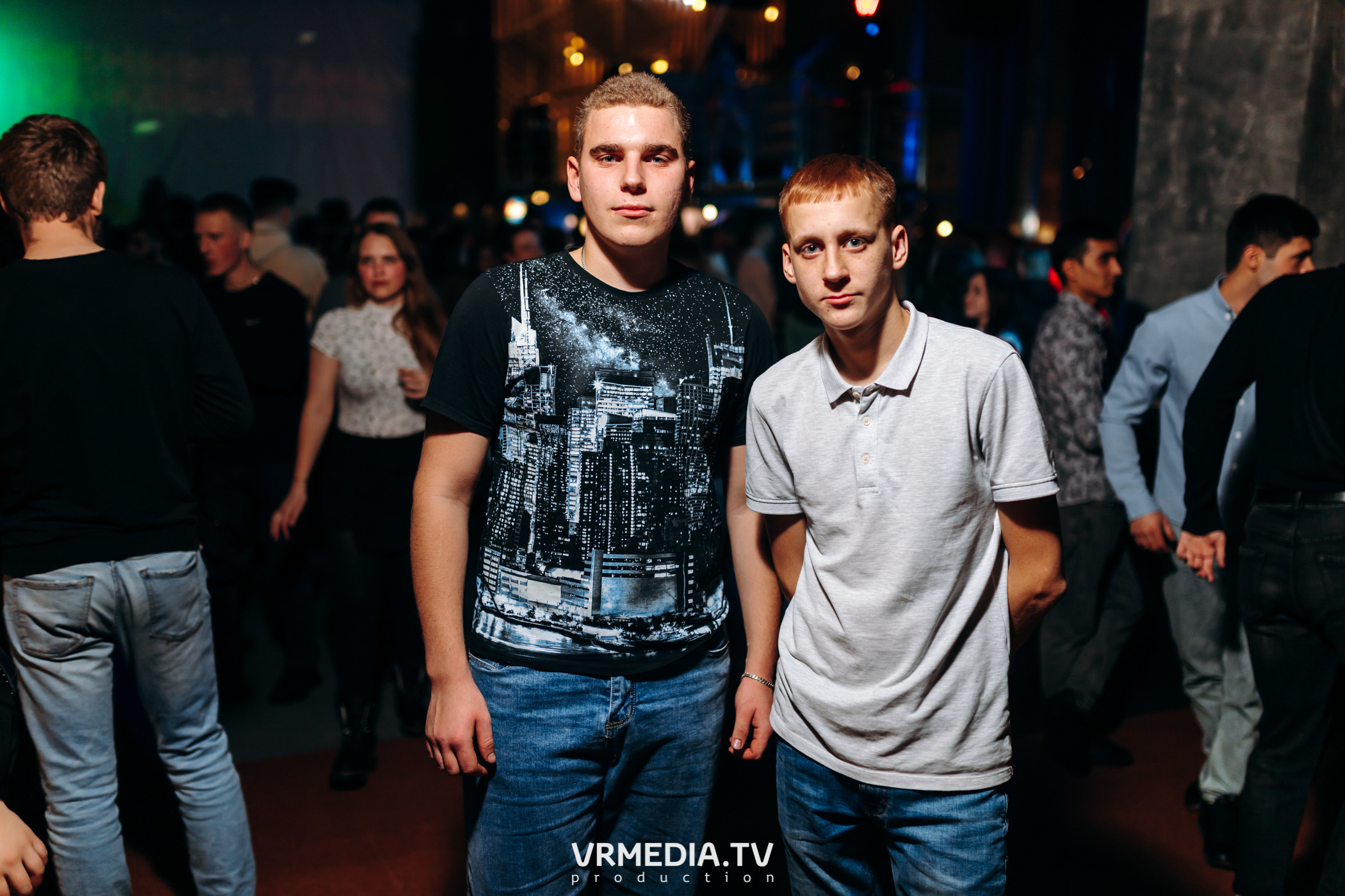 Выходные в баре «DOSKI»