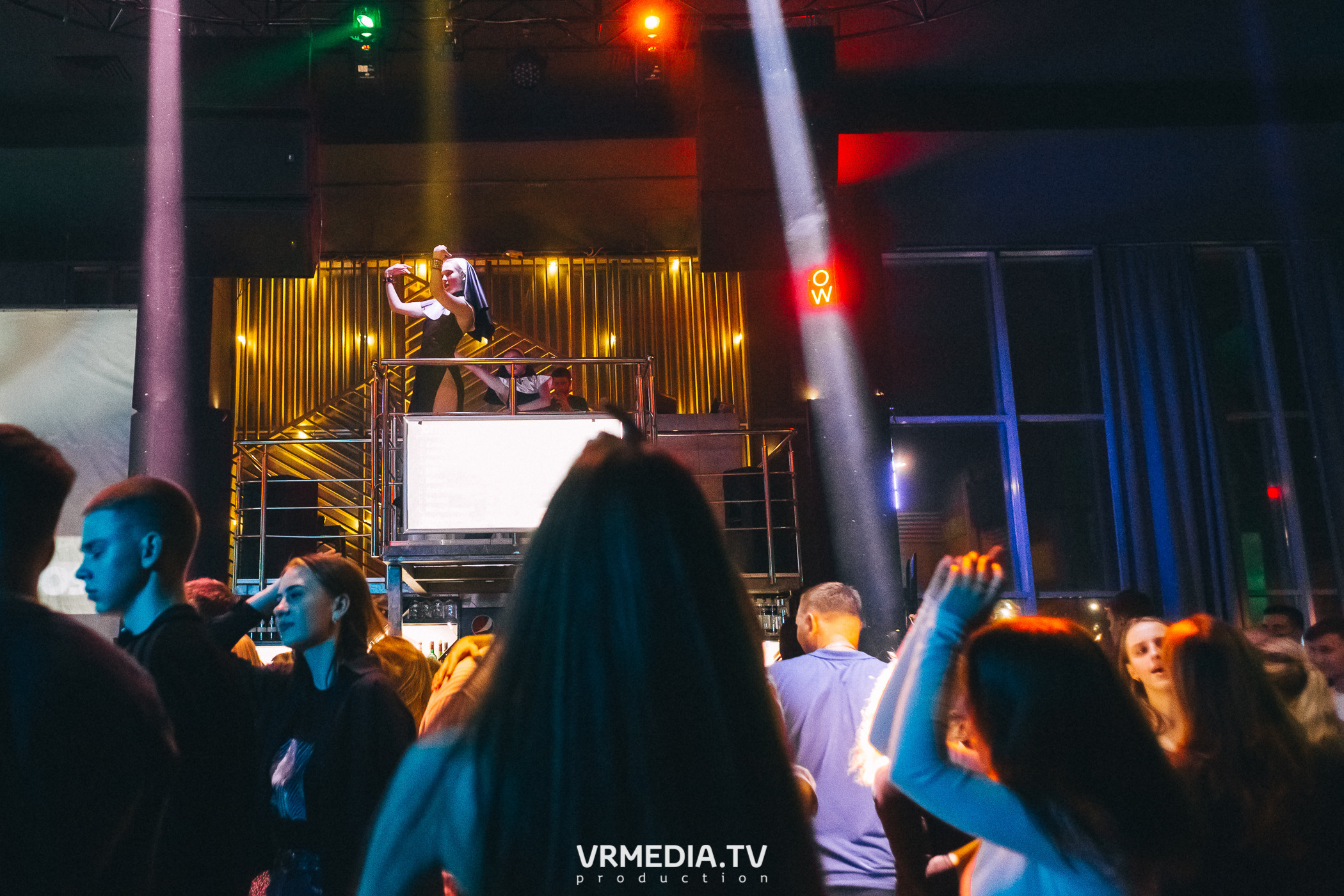 Выходные в баре «DOSKI»