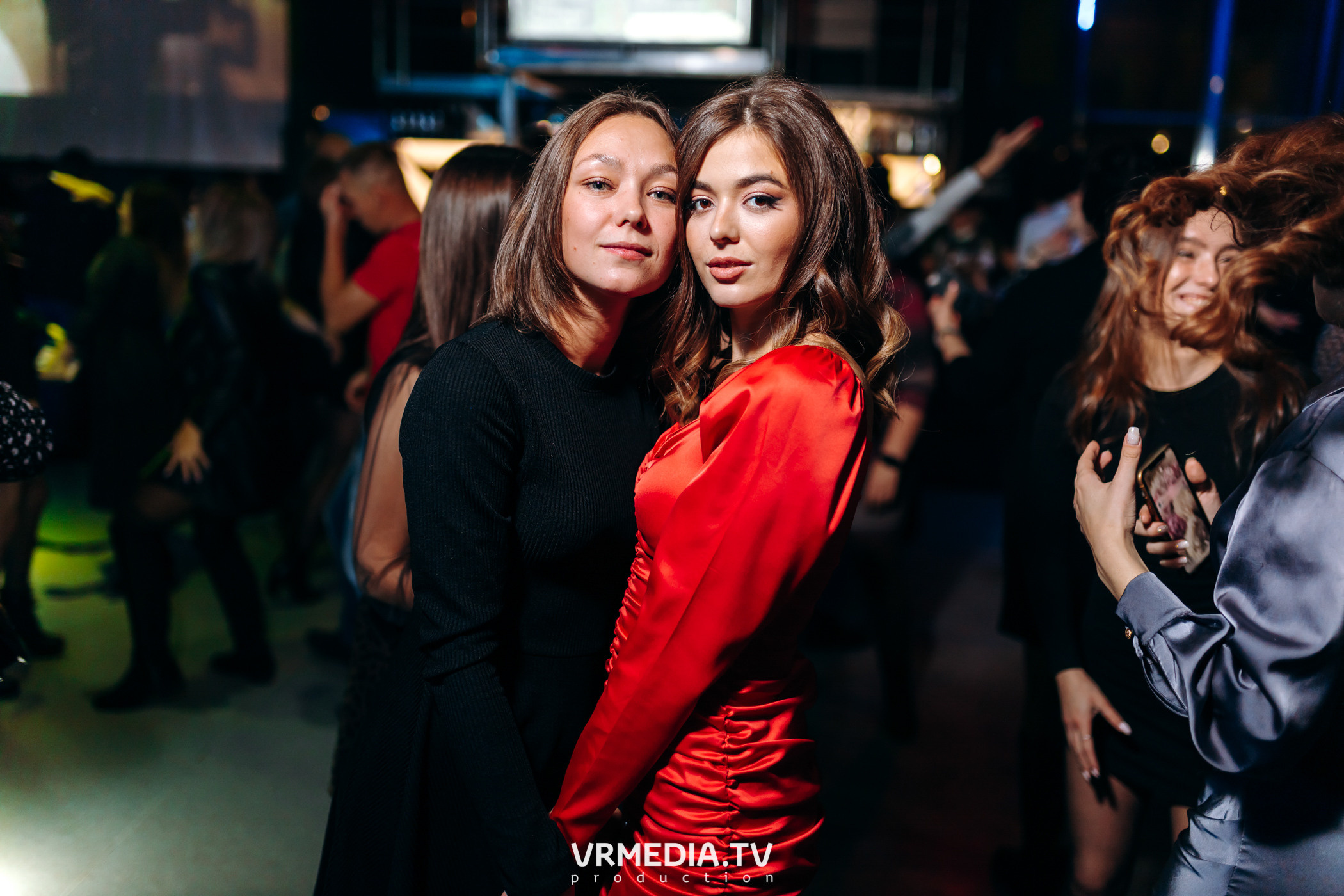 Выходные в баре «DOSKI»