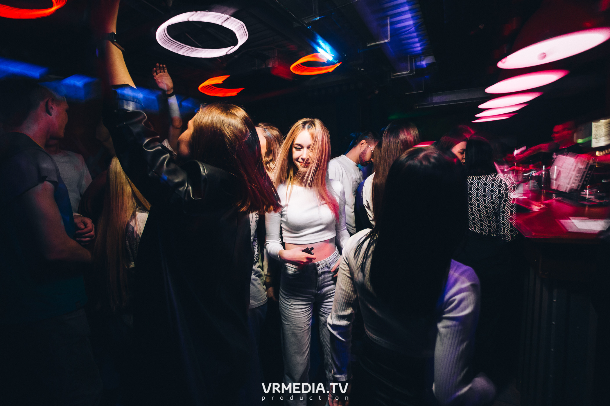 Выходные в баре «Хука Хаус»