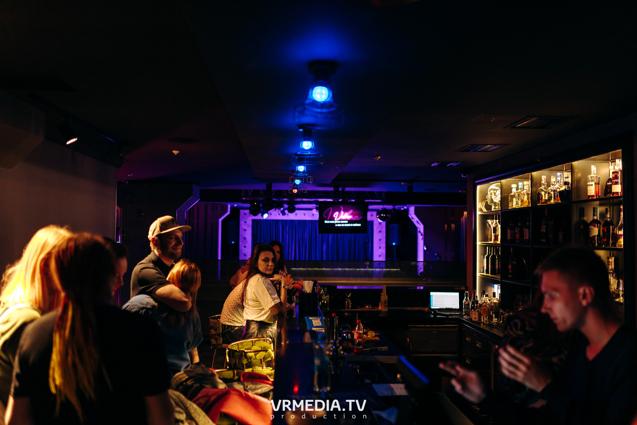 Ночь фотографии в караоке-баре «Volna»