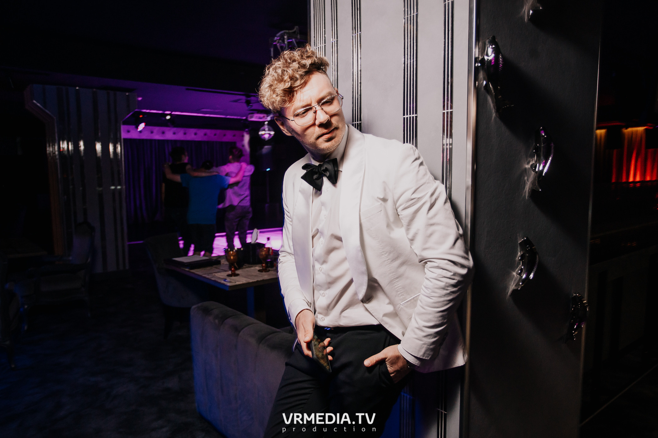 Выходные в караоке-баре «Volna»