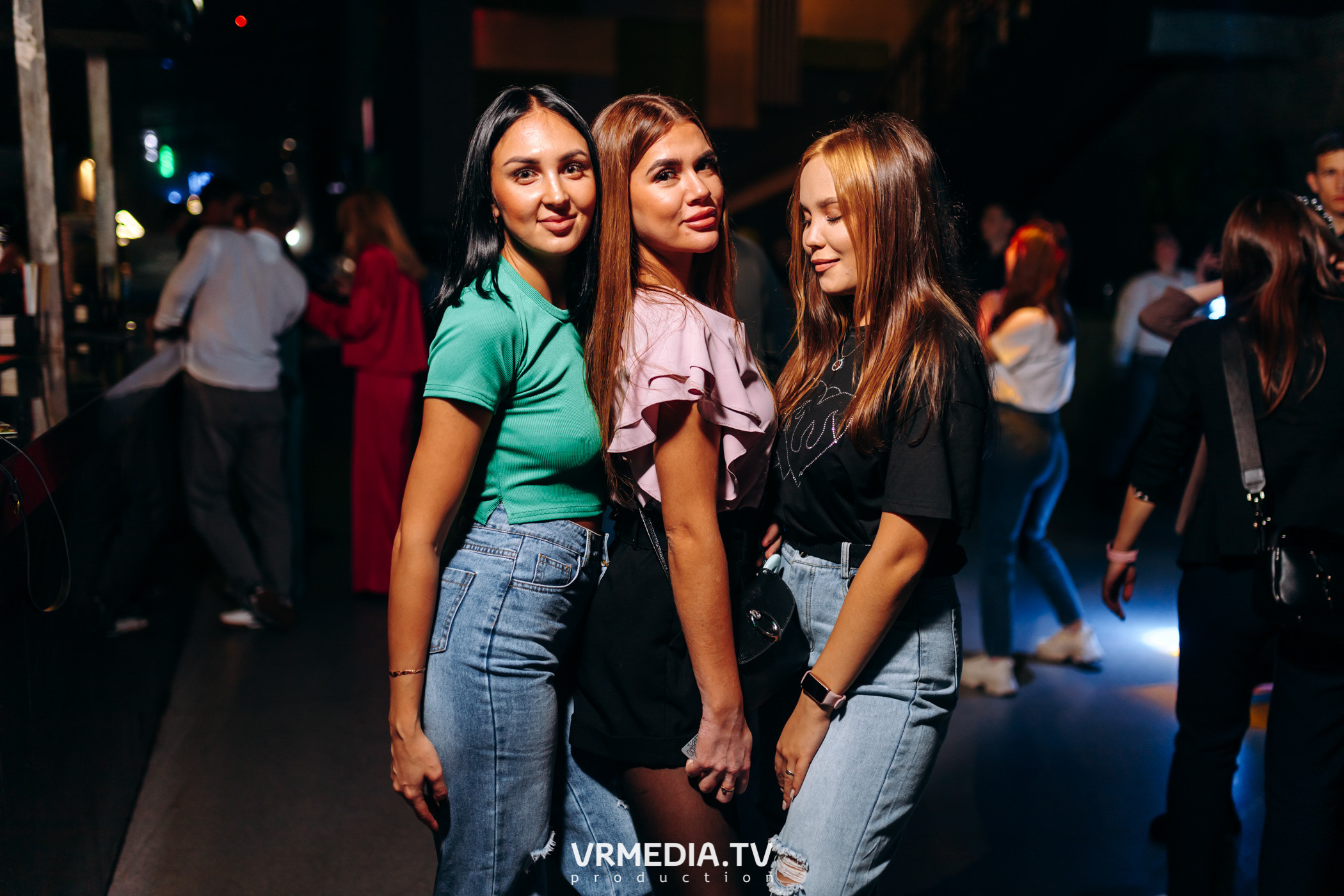 Выходные в баре «DOSKI»