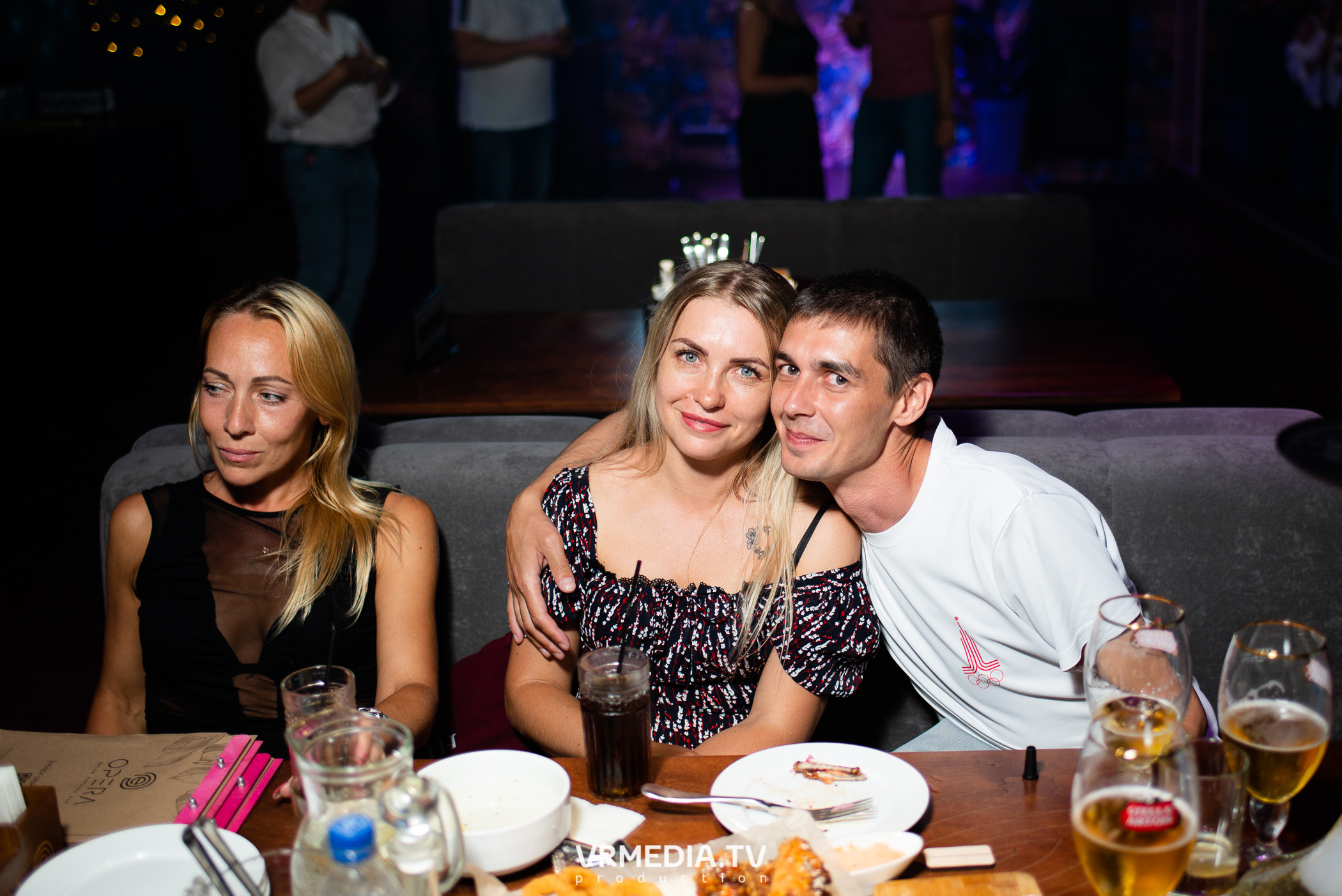 Выходные в караоке-баре «Опера»