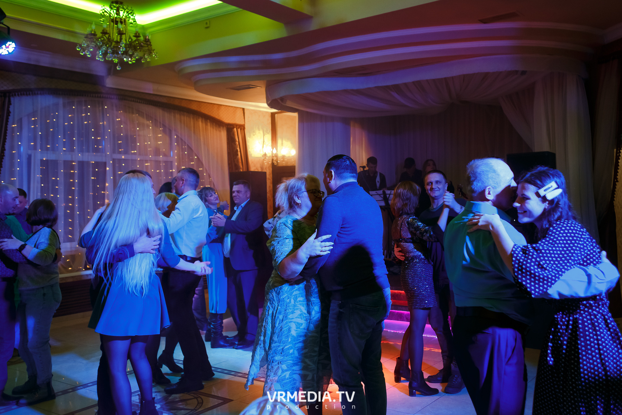 Выходные в ресторане «Лазурный Берег»