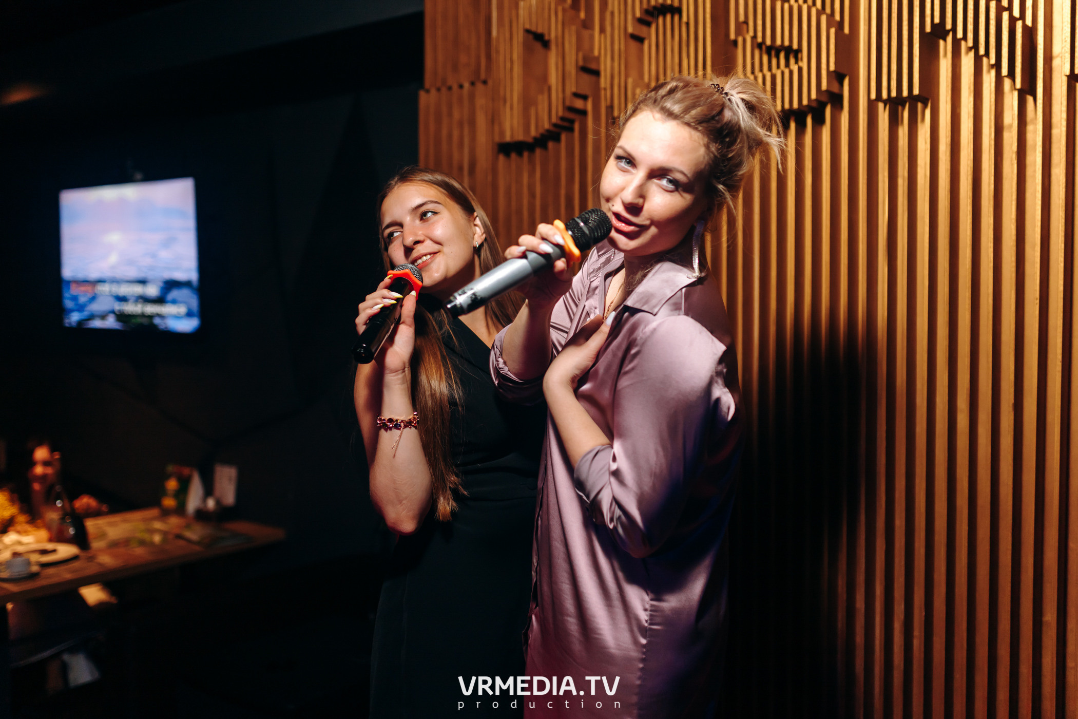 Выходные в баре «DOSKI»