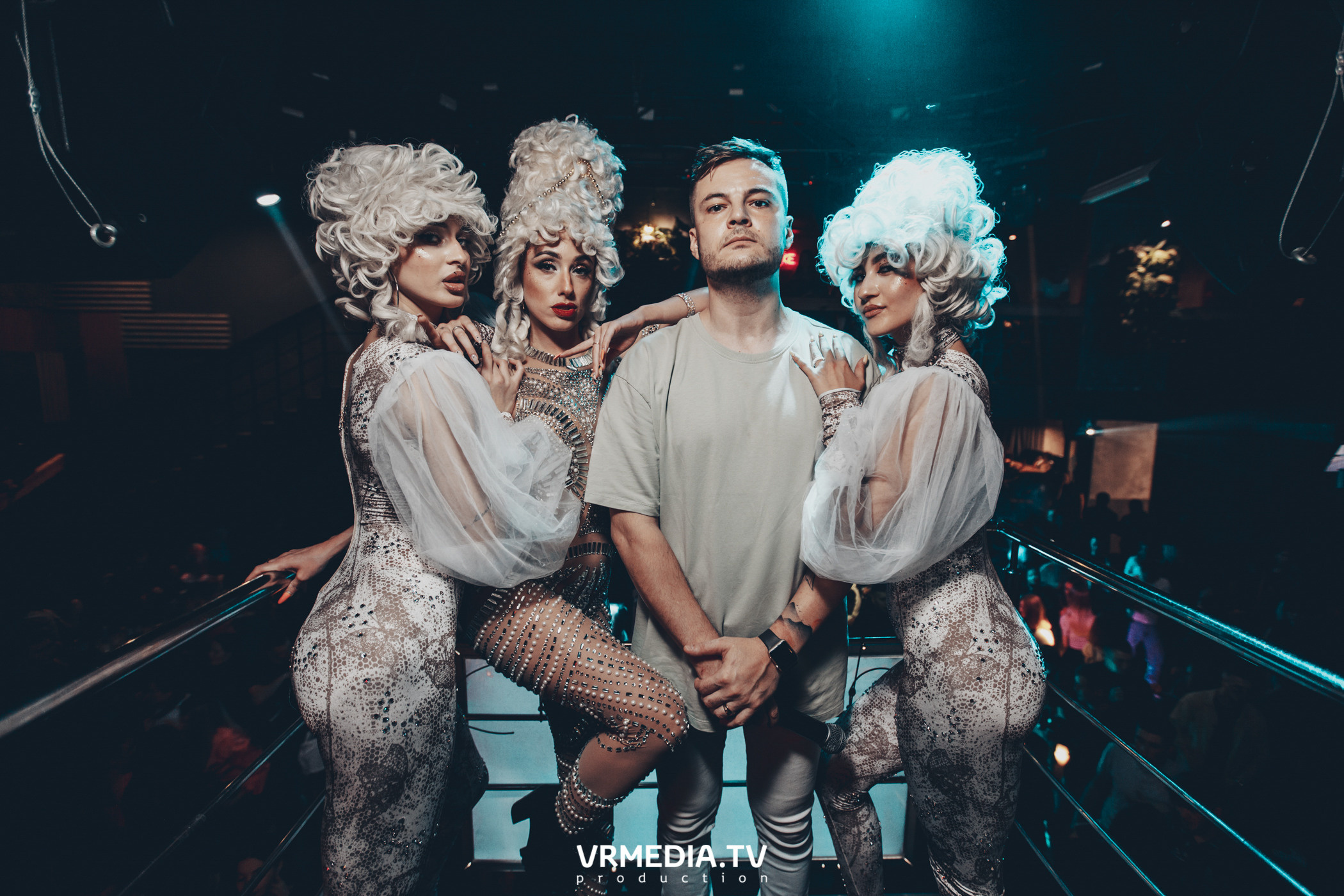 Выходные в баре «DOSKI»