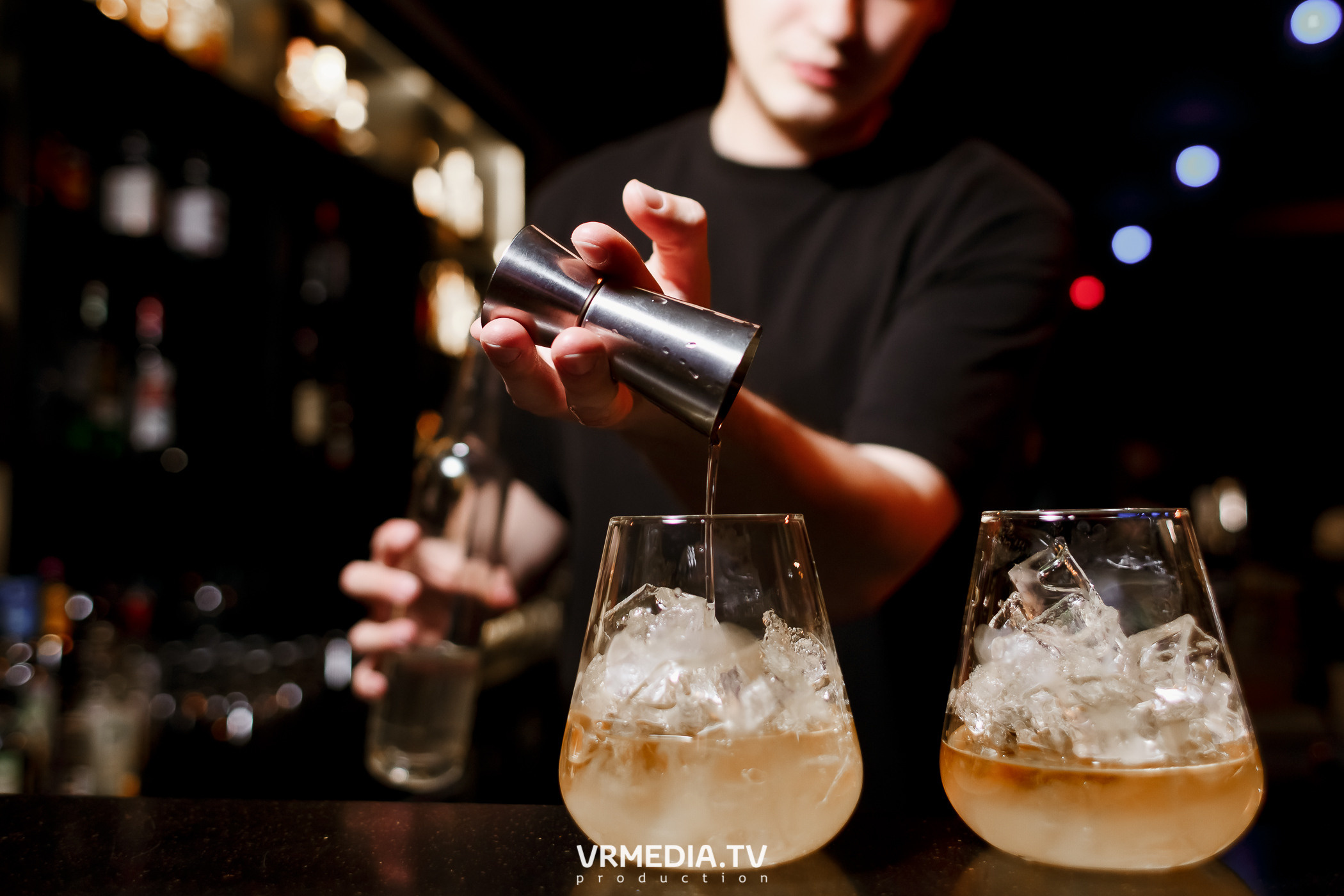 Выходные в караоке-баре «Volna»