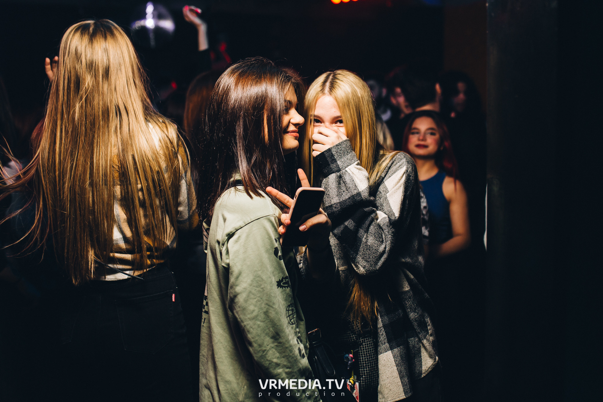 Выходные в баре «Хука Хаус»