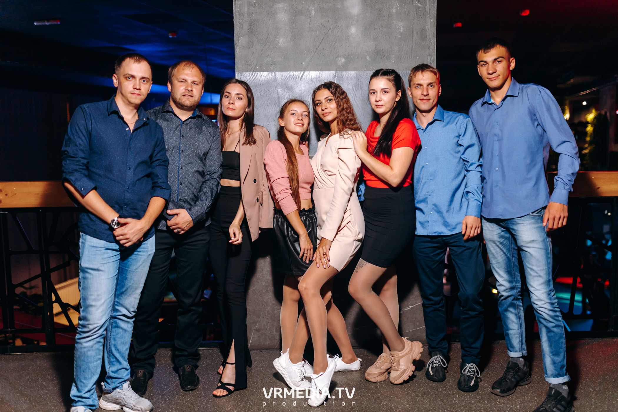 Выходные в баре «DOSKI»