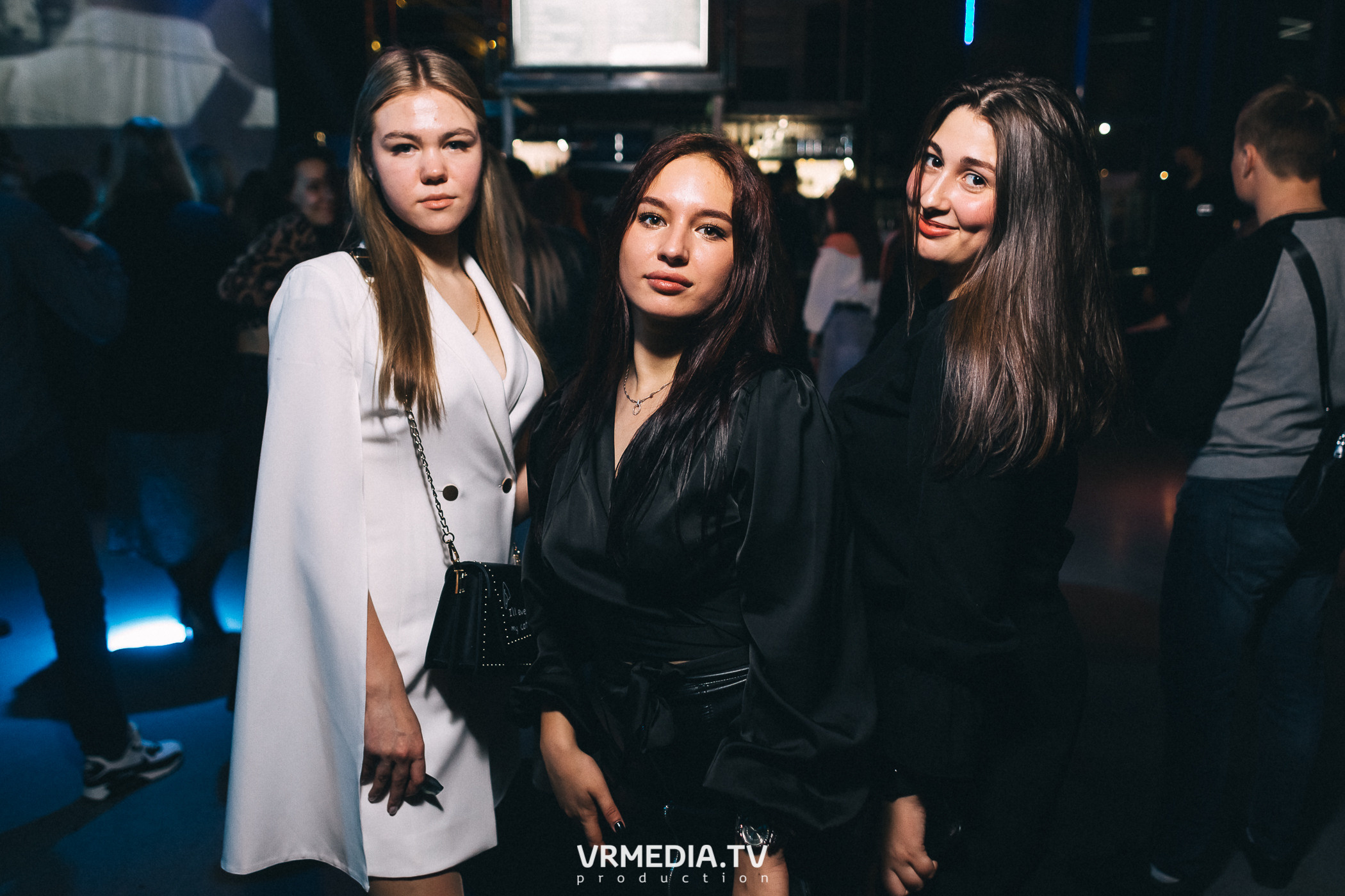 Выходные в баре «DOSKI»