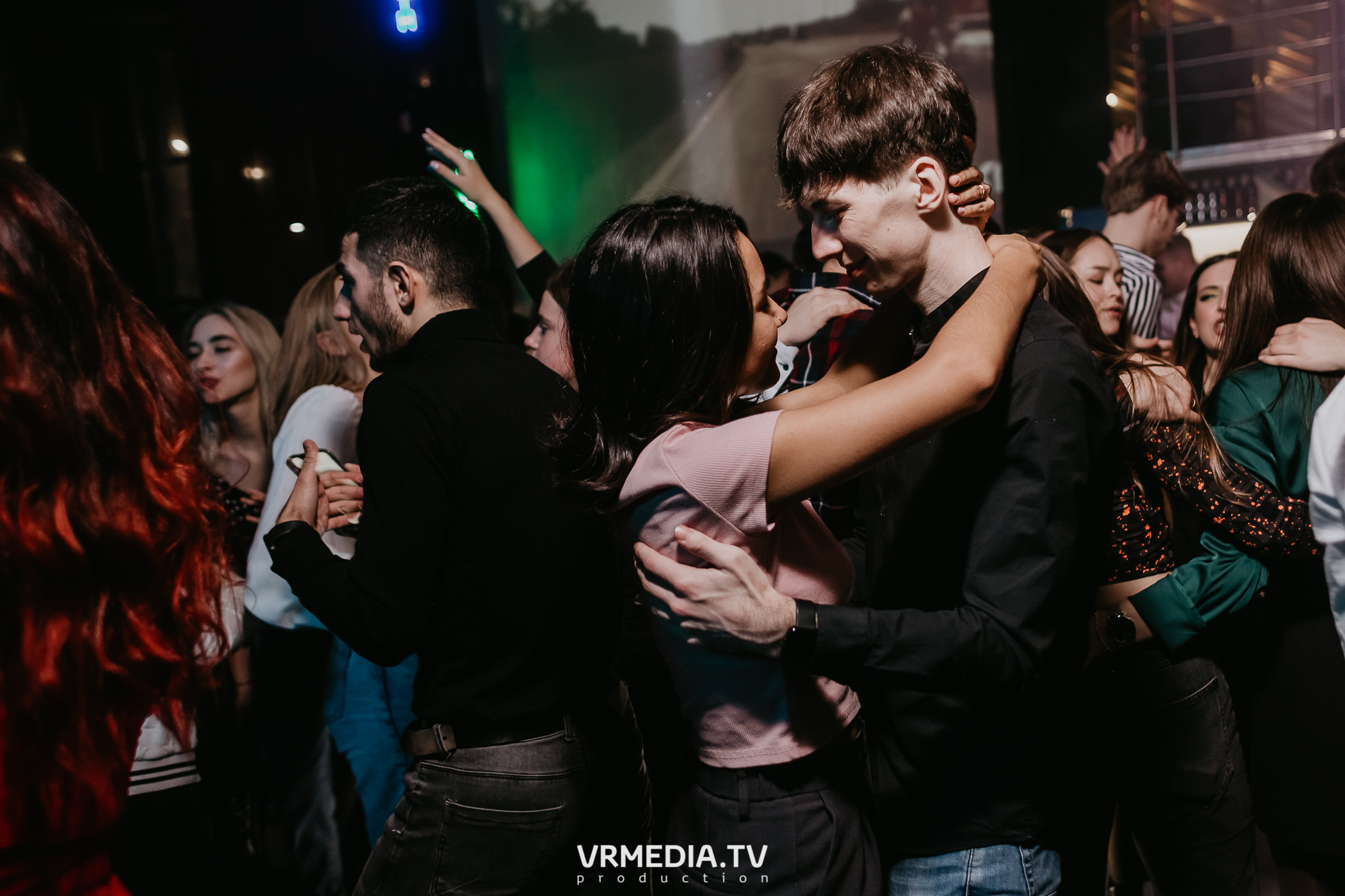 Выходные в баре «DOSKI»