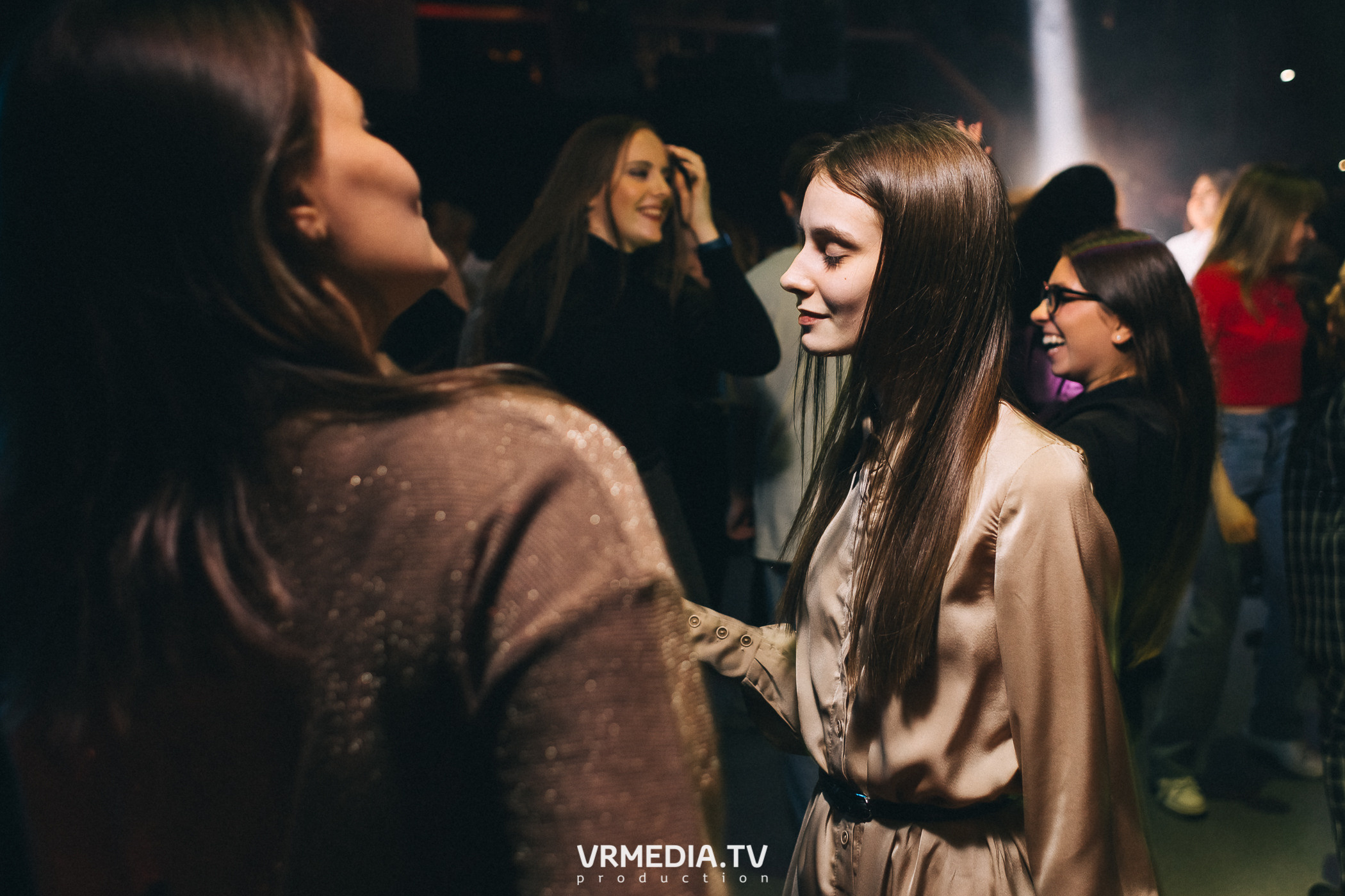 Выходные в баре «DOSKI»