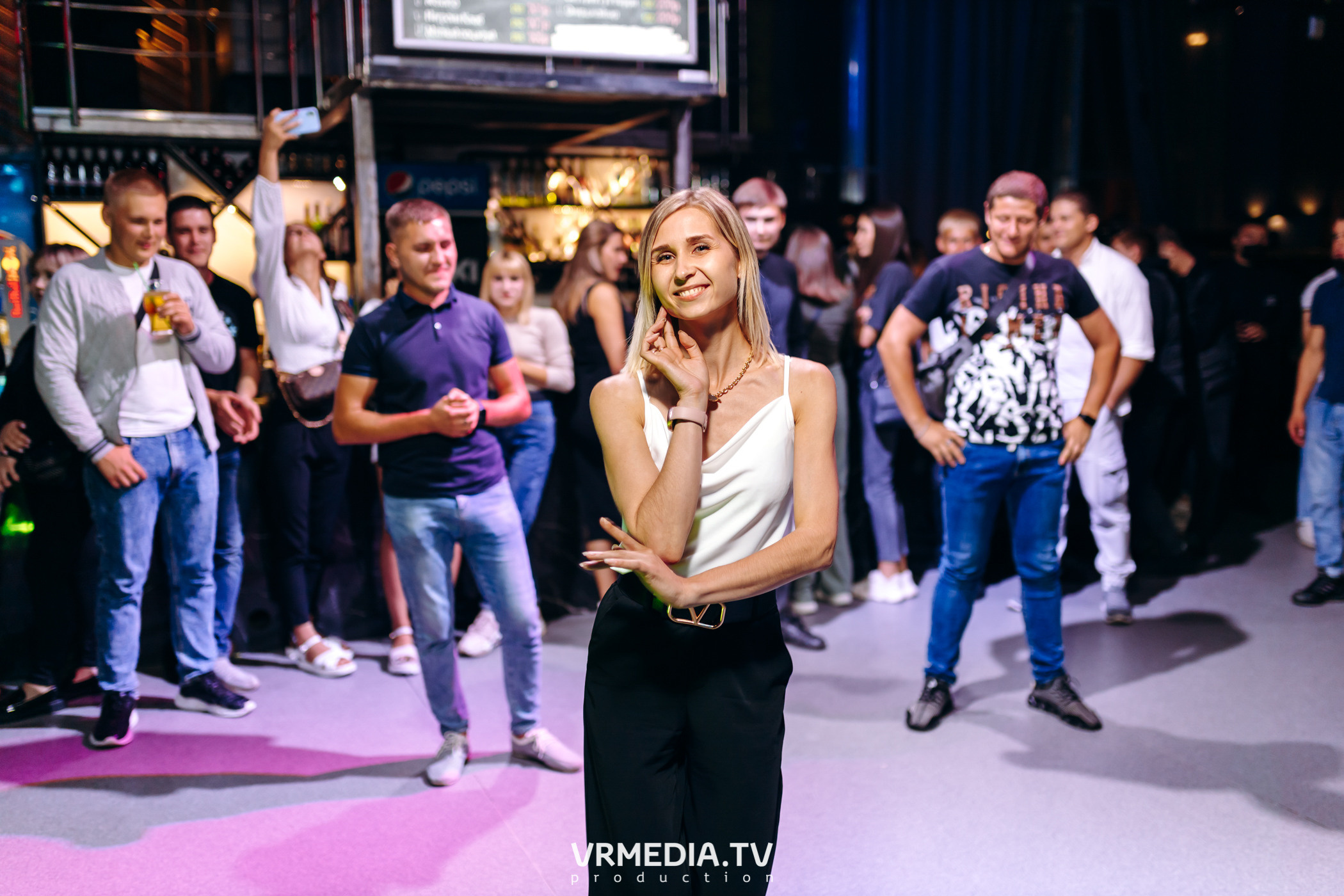 Выходные в баре «DOSKI»