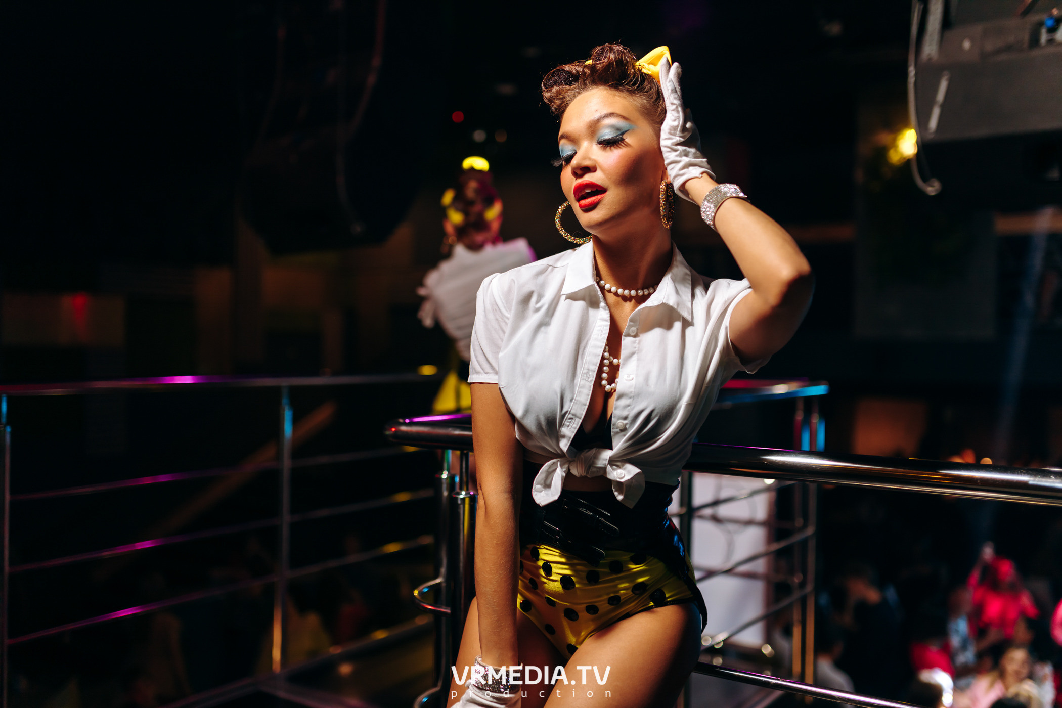 Выходные в баре «DOSKI»