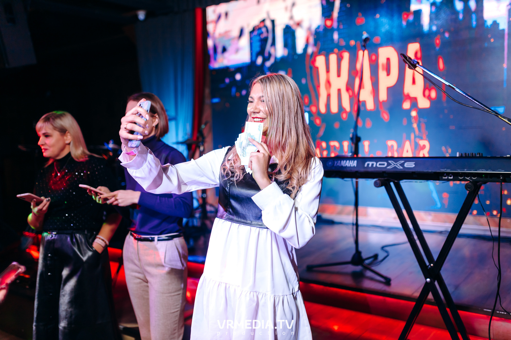 #ЖАРКИЕДНИИНОЧИ в гриль-баре «Жара»