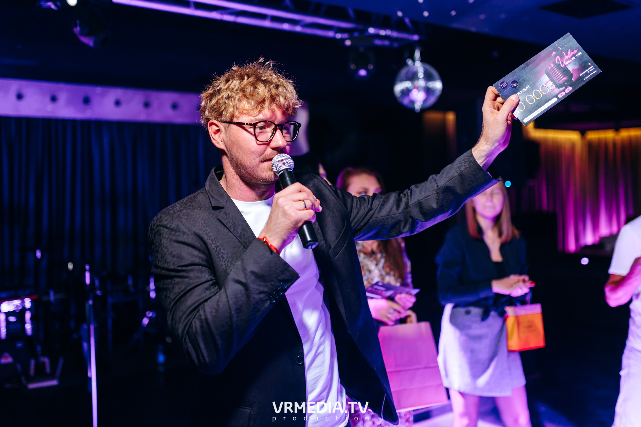 «Жуй орбит без сахара» в караоке-баре «Volna»