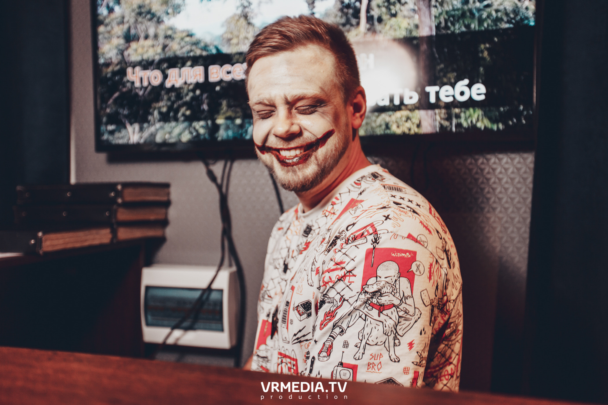 Театр мёртвых кукол в баре «DOSKI»