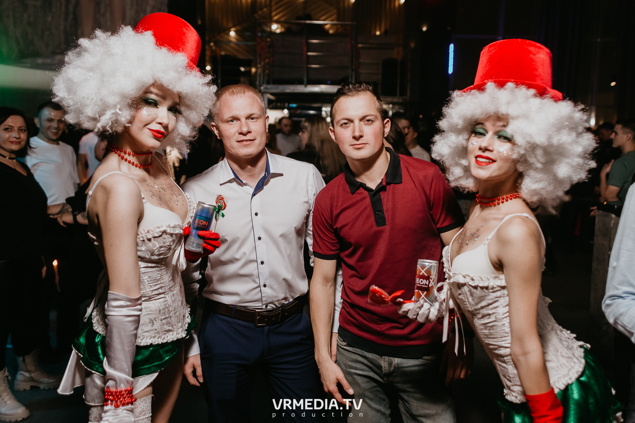 Выходные в баре «DOSKI»