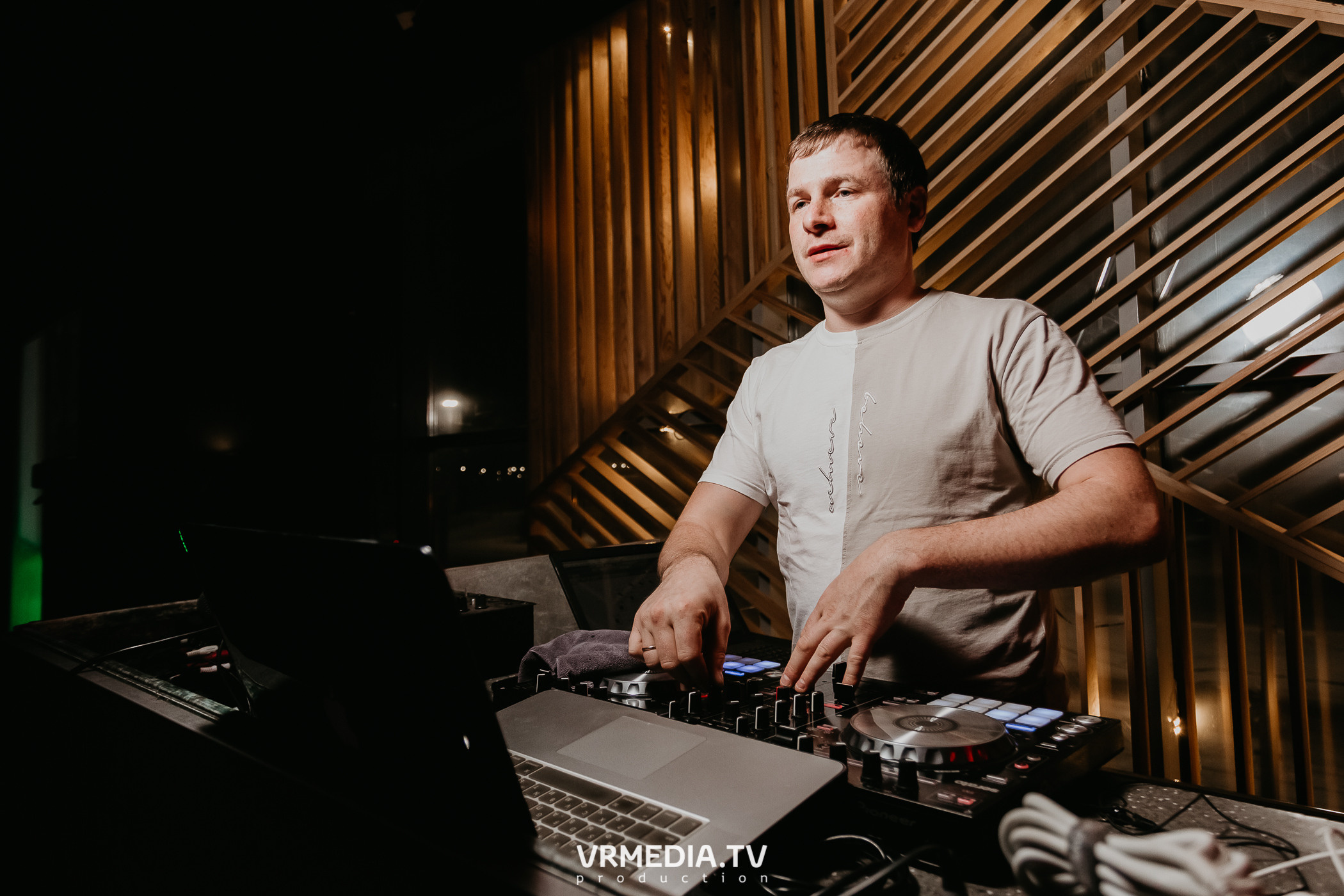 Выходные в баре «DOSKI»