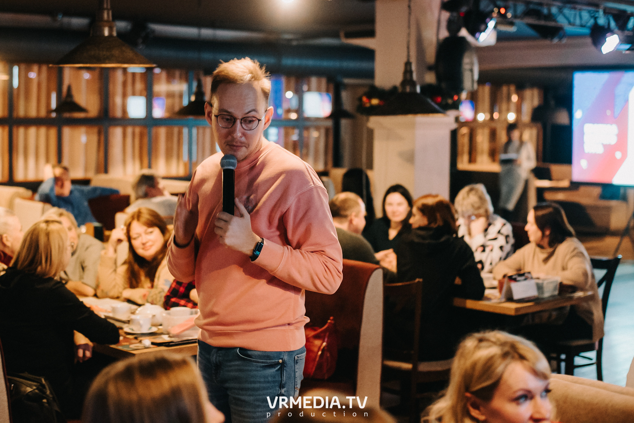 Эйнштейн пати в ресторане «Мюнхен»