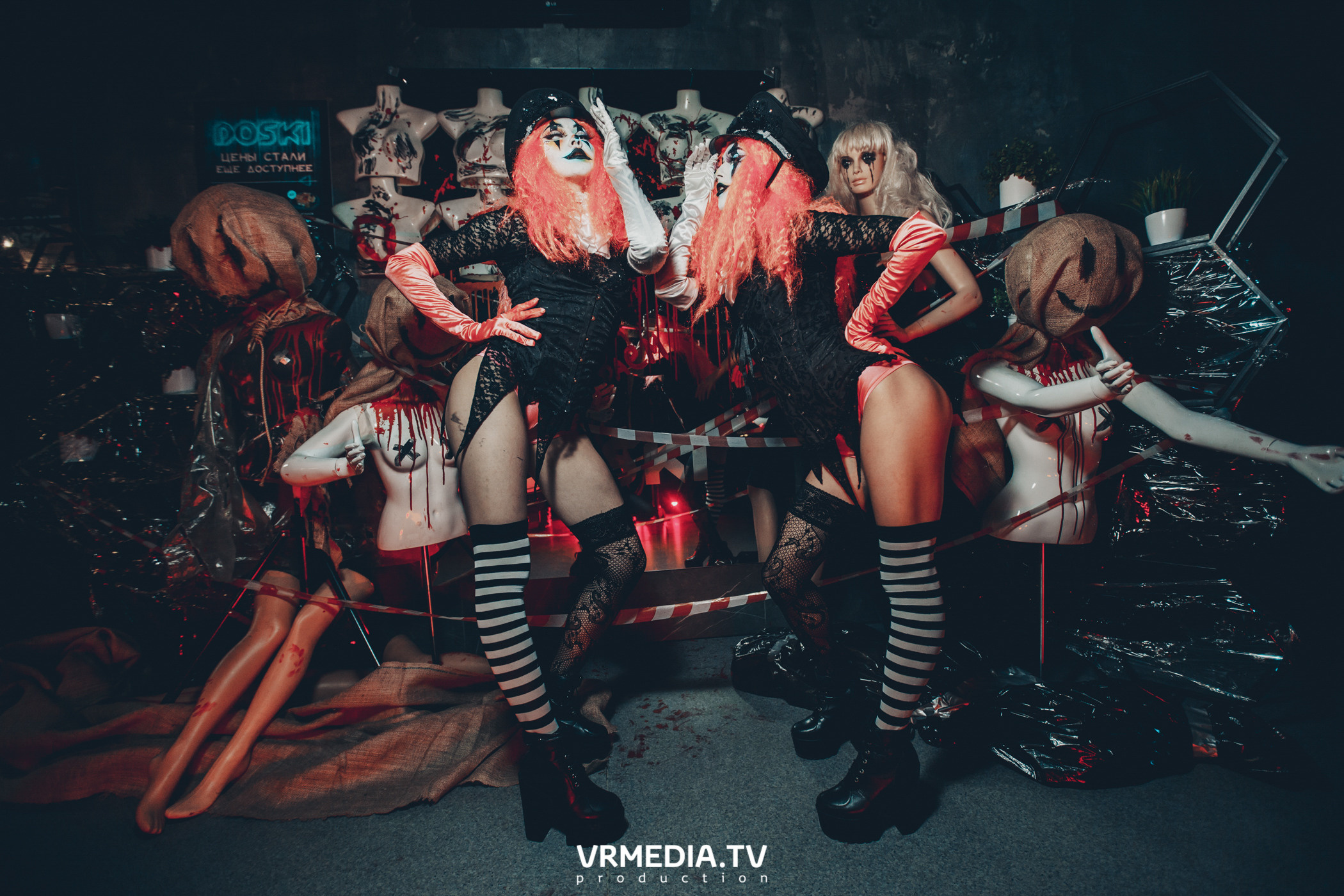 Театр мёртвых кукол в баре «DOSKI»