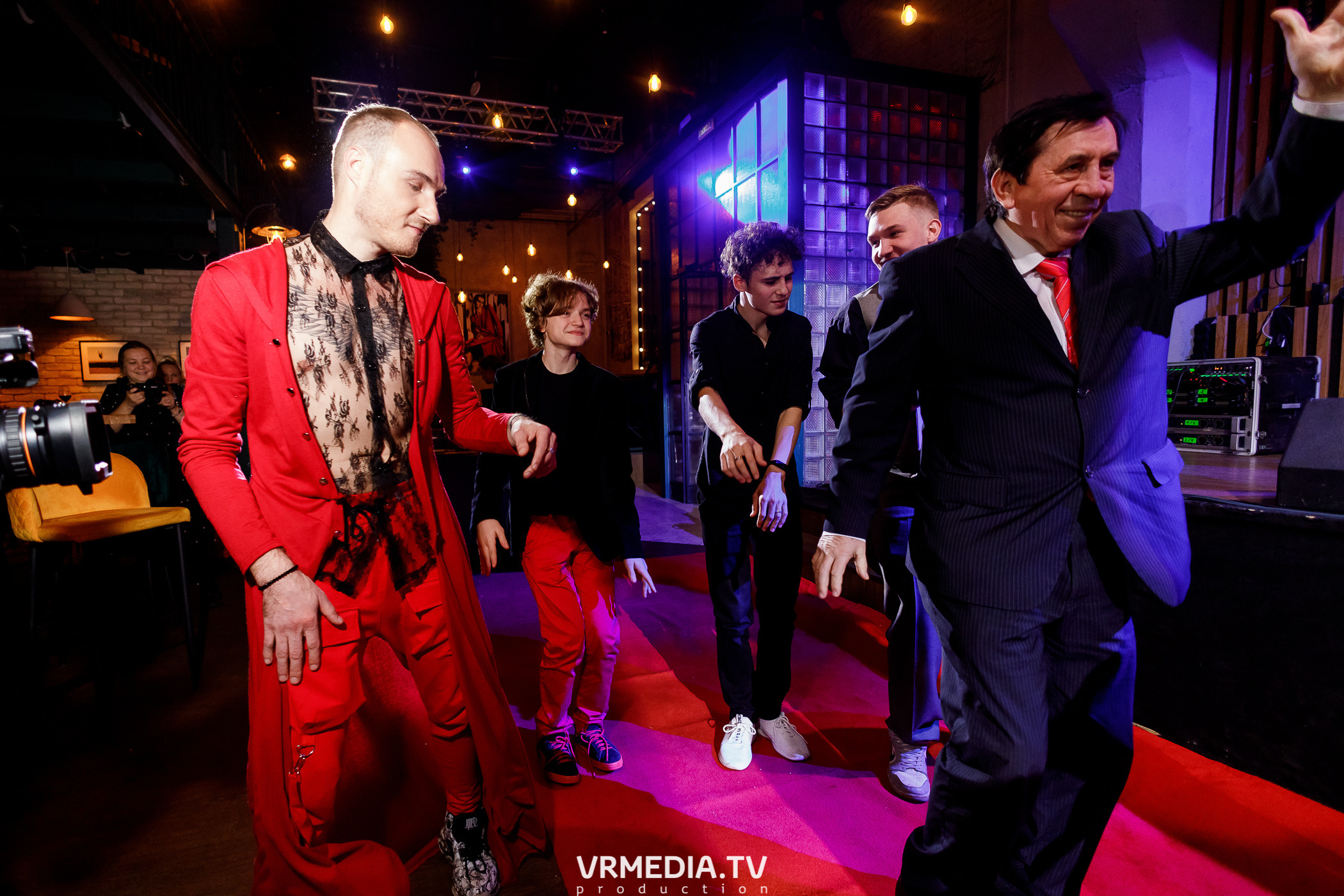 Leomar production. Лестница к славе «1 год»