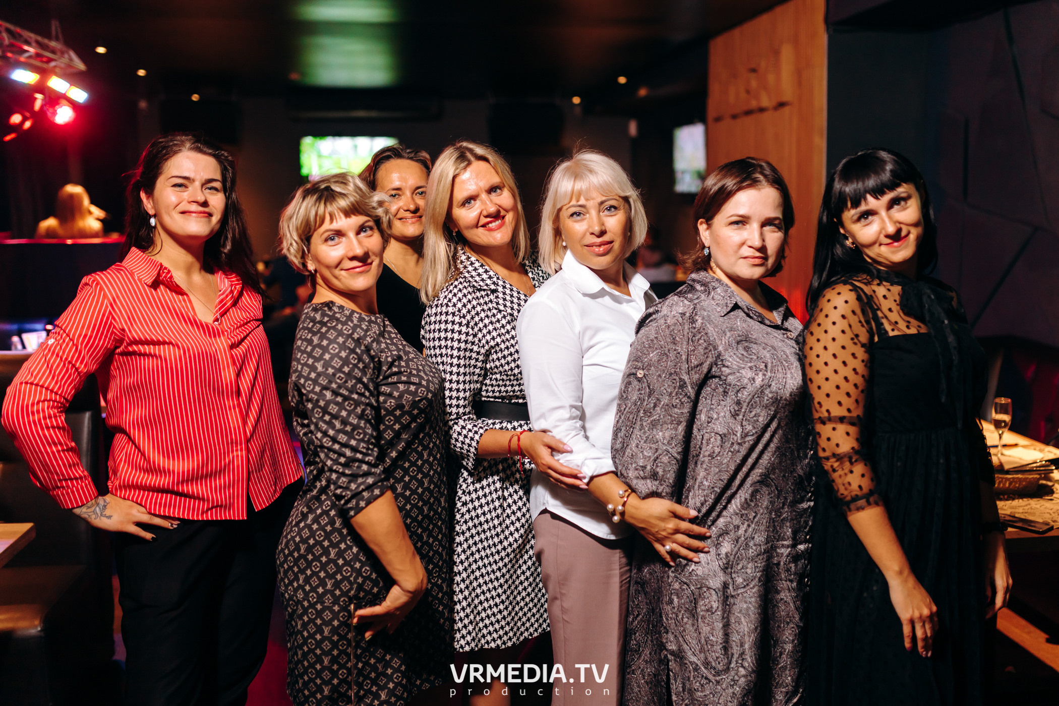 Выходные в баре «DOSKI»