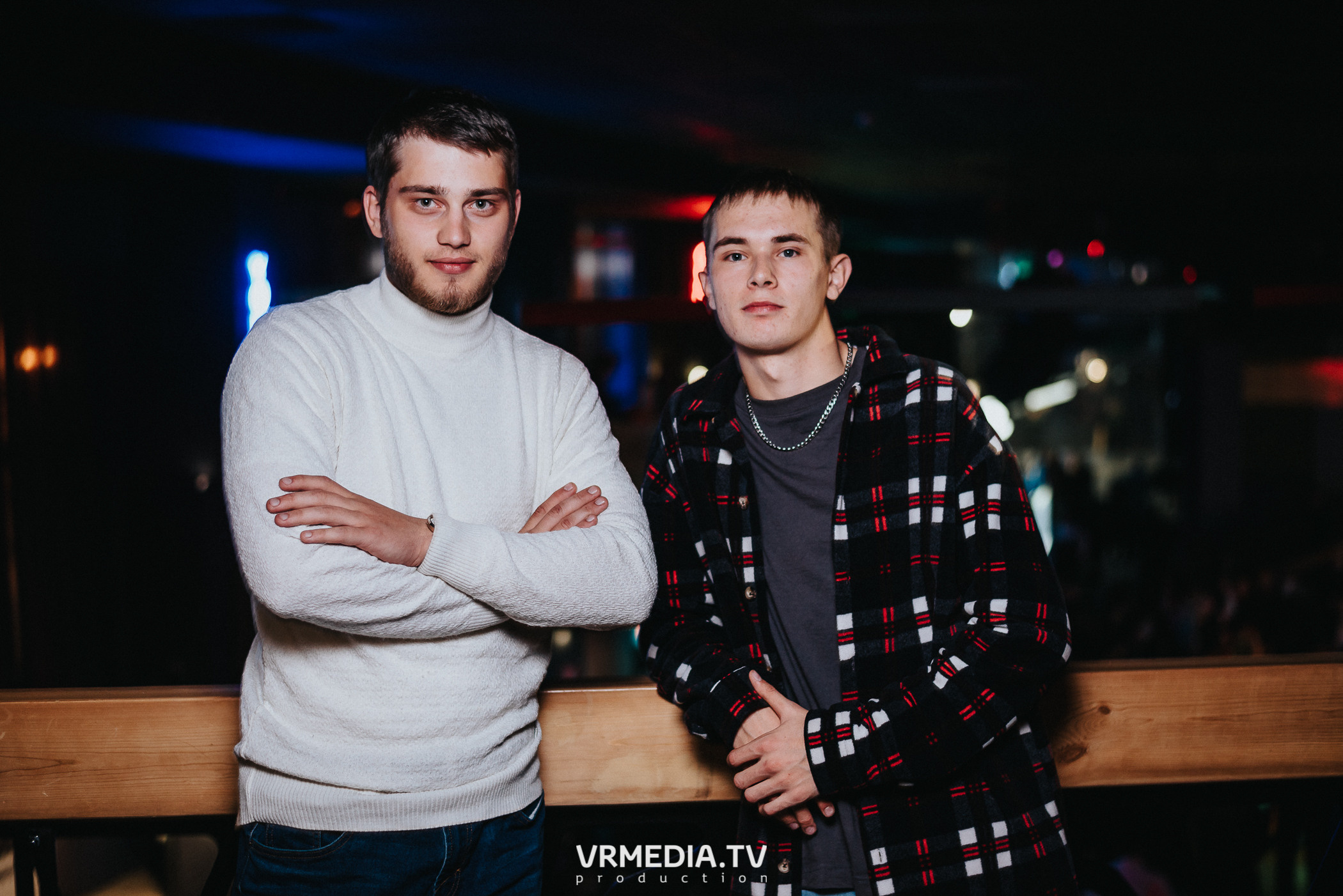 Выходные в баре «DOSKI»