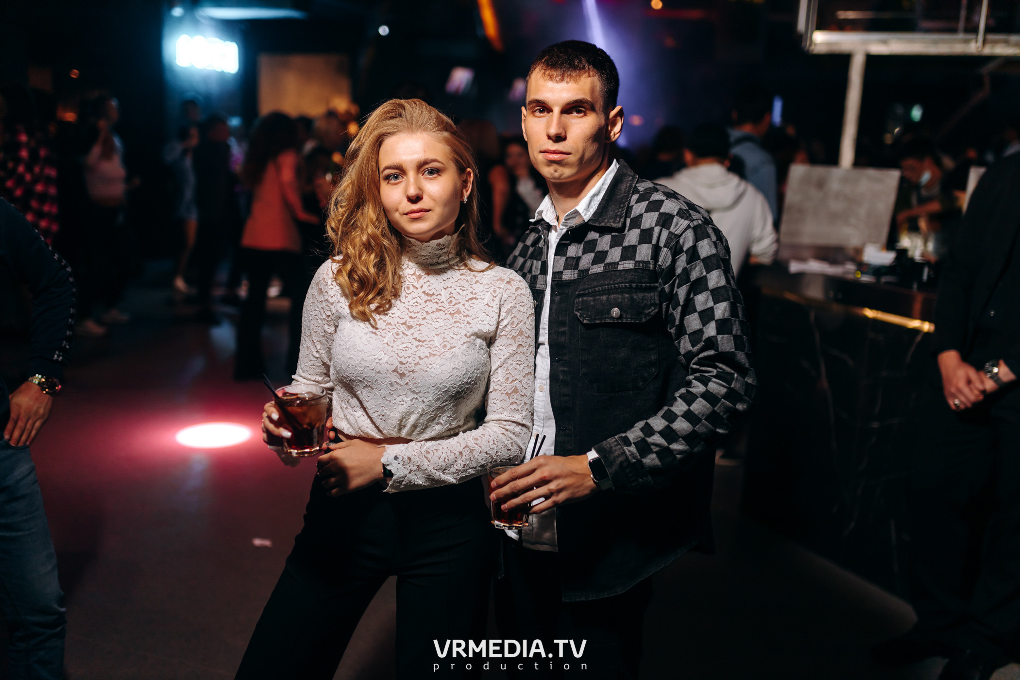 Выходные в баре «DOSKI»