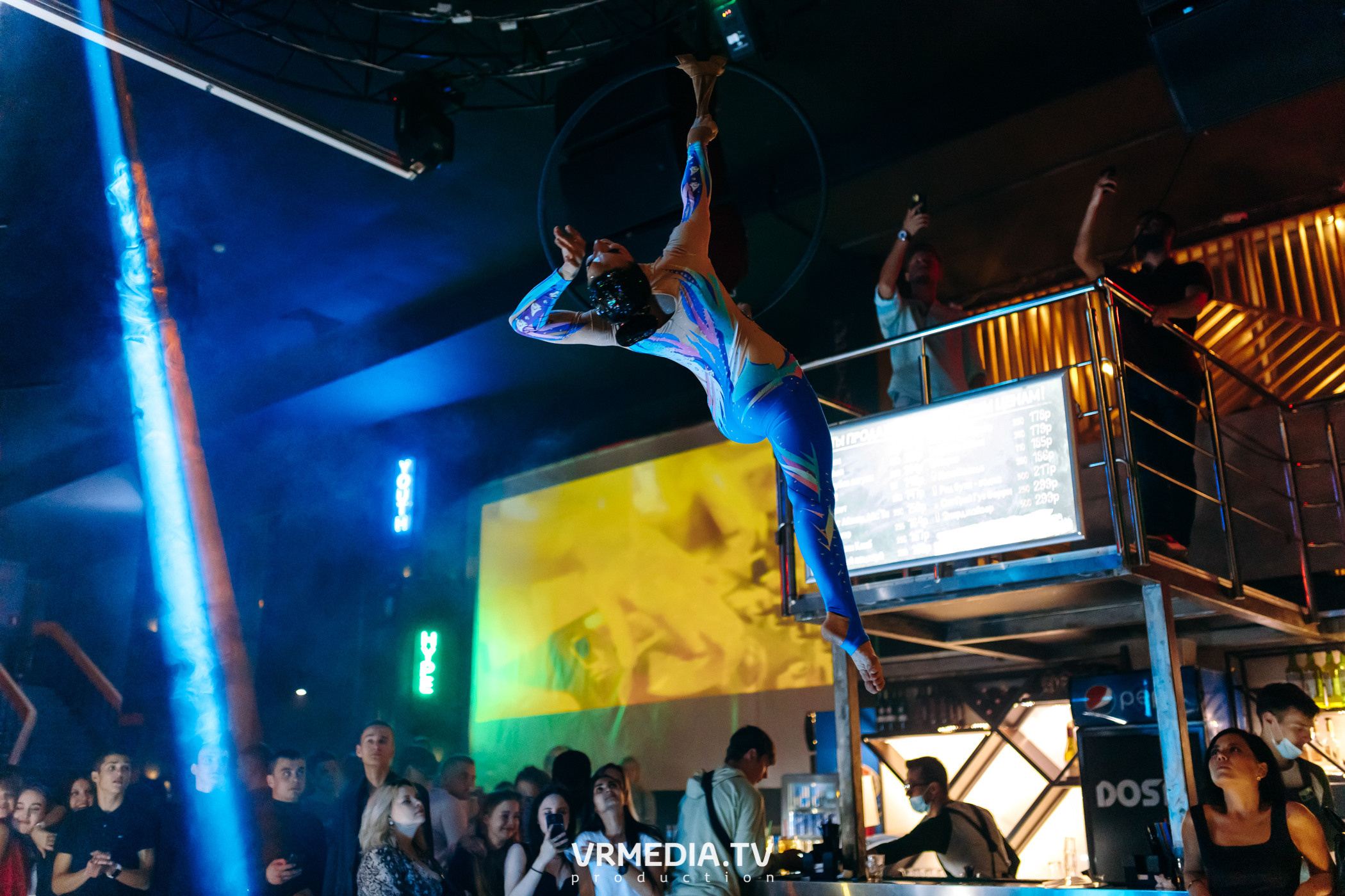 Выходные в баре «DOSKI»