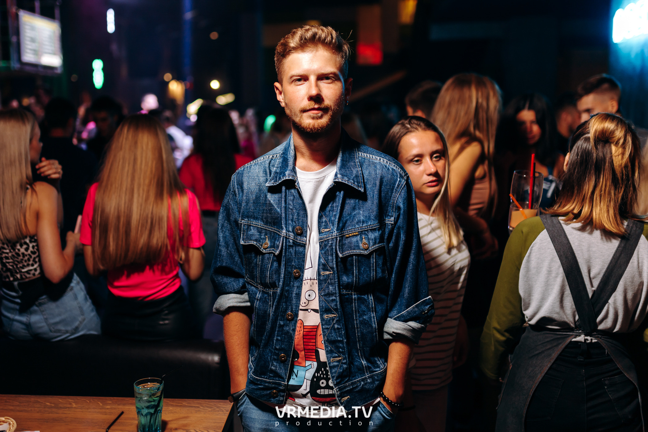 Выходные в баре «DOSKI»